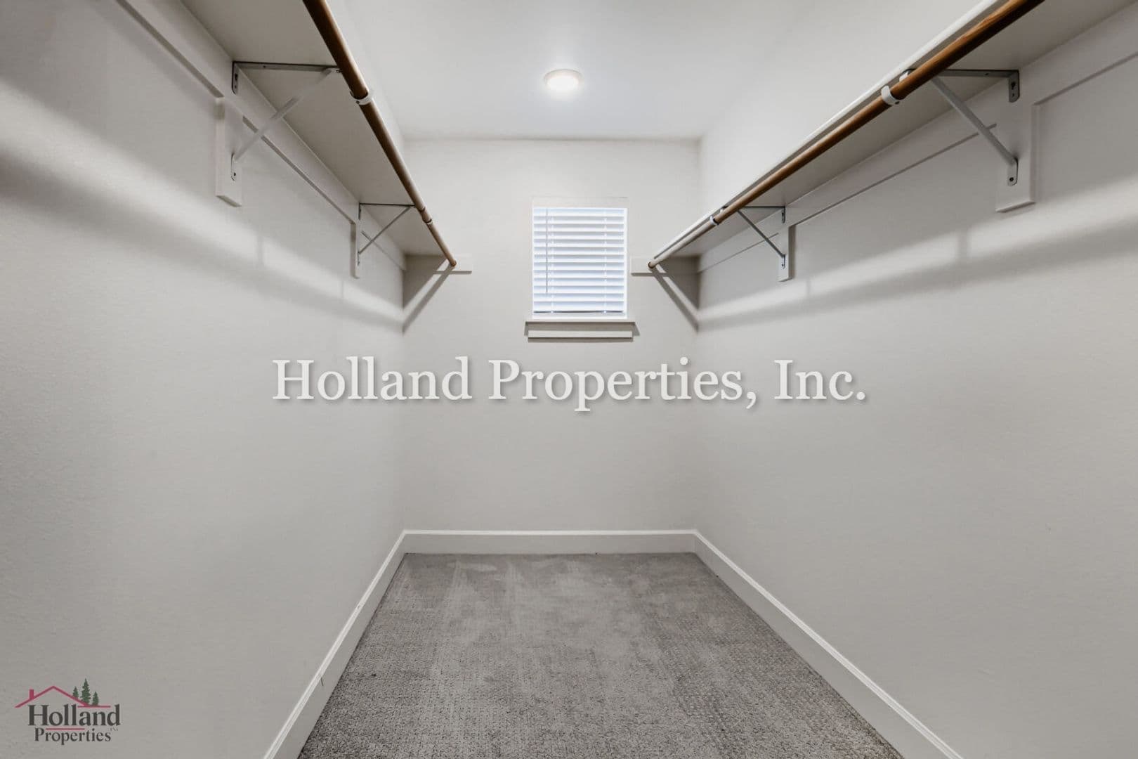 Hillsboro House: 3933 SE 83rd Ave