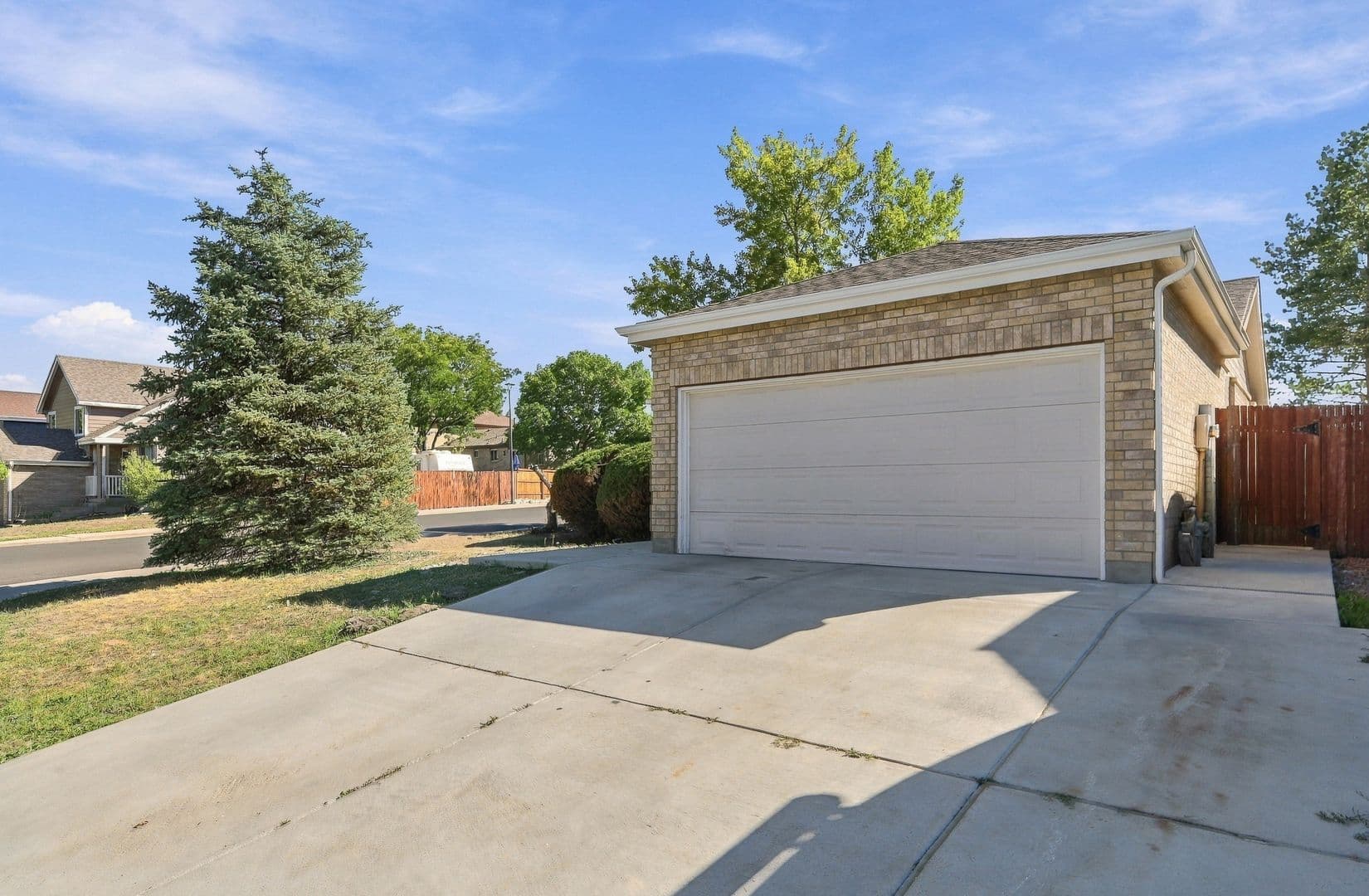 Brighton House: 6684 Monaco Dr