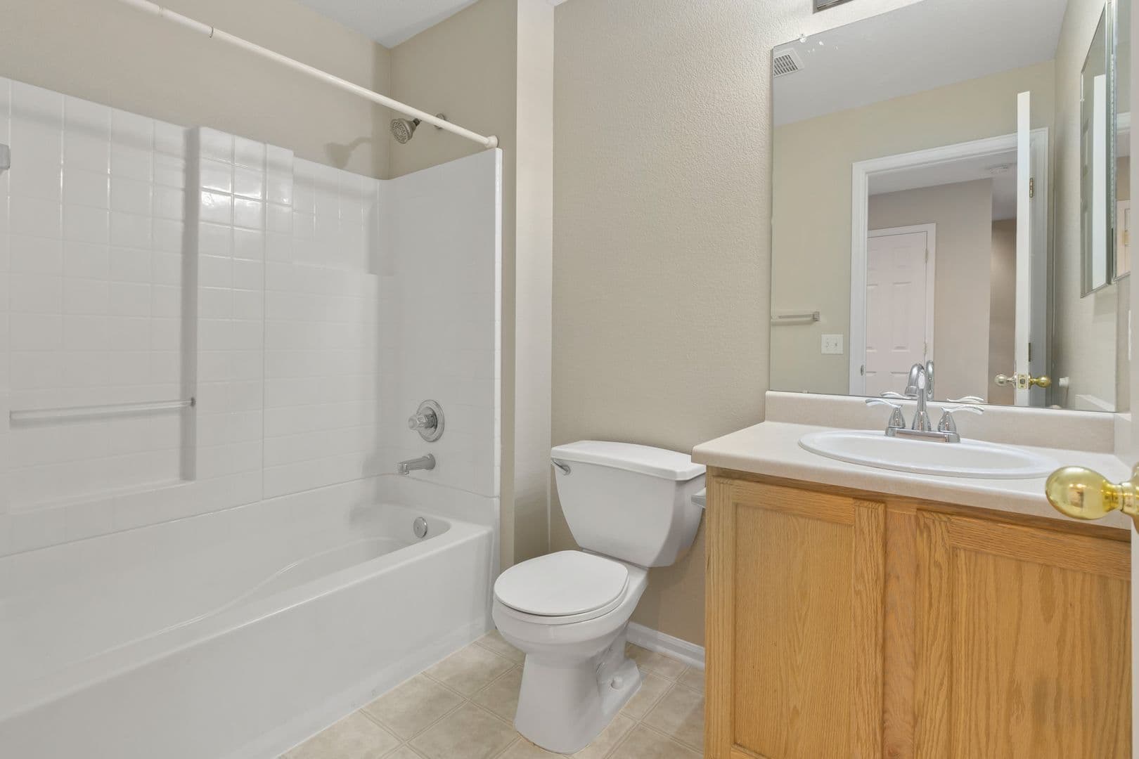 Aurora Townhome: 22196 E Berry Pl
