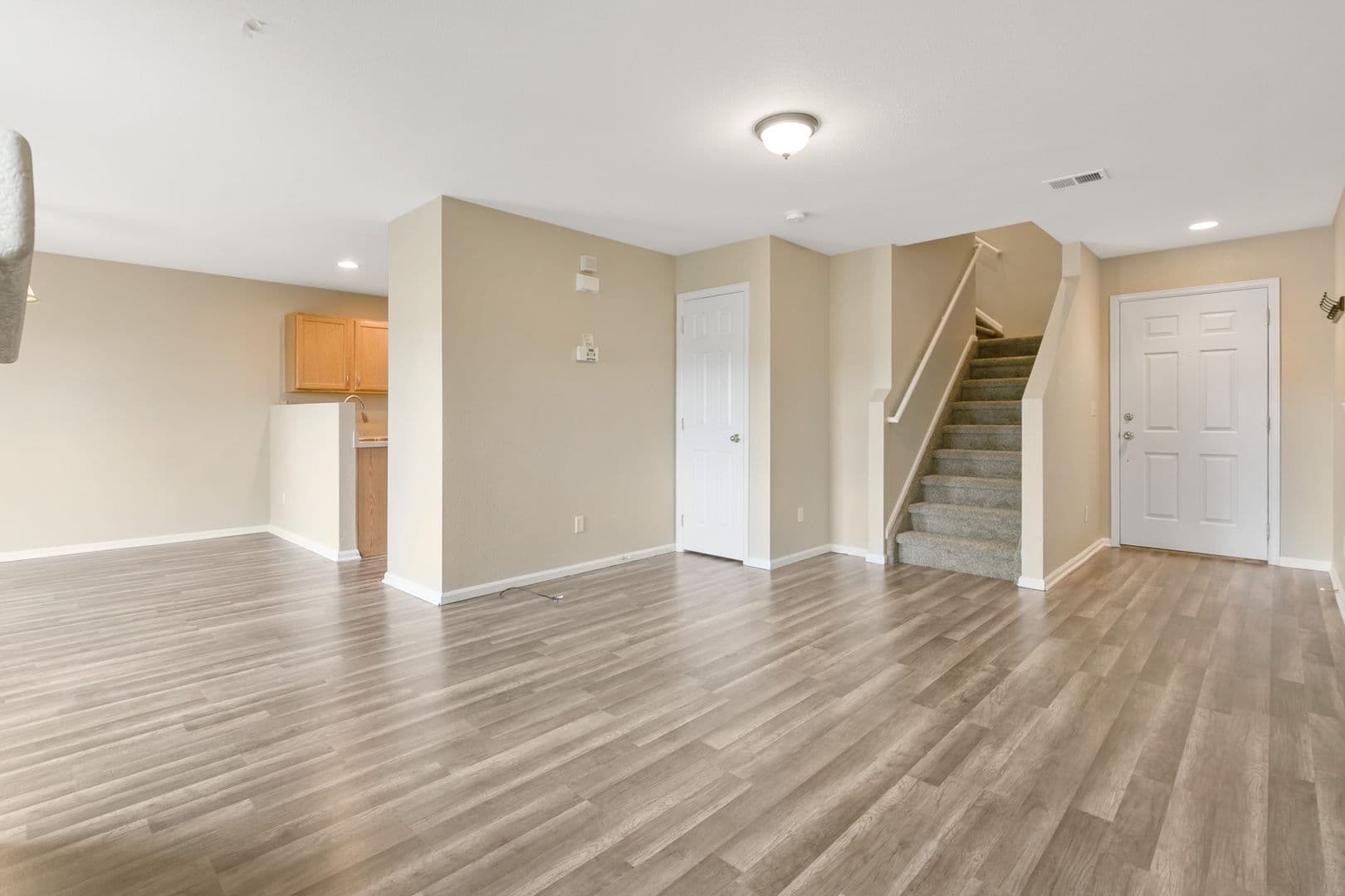 Aurora Townhome: 22196 E Berry Pl