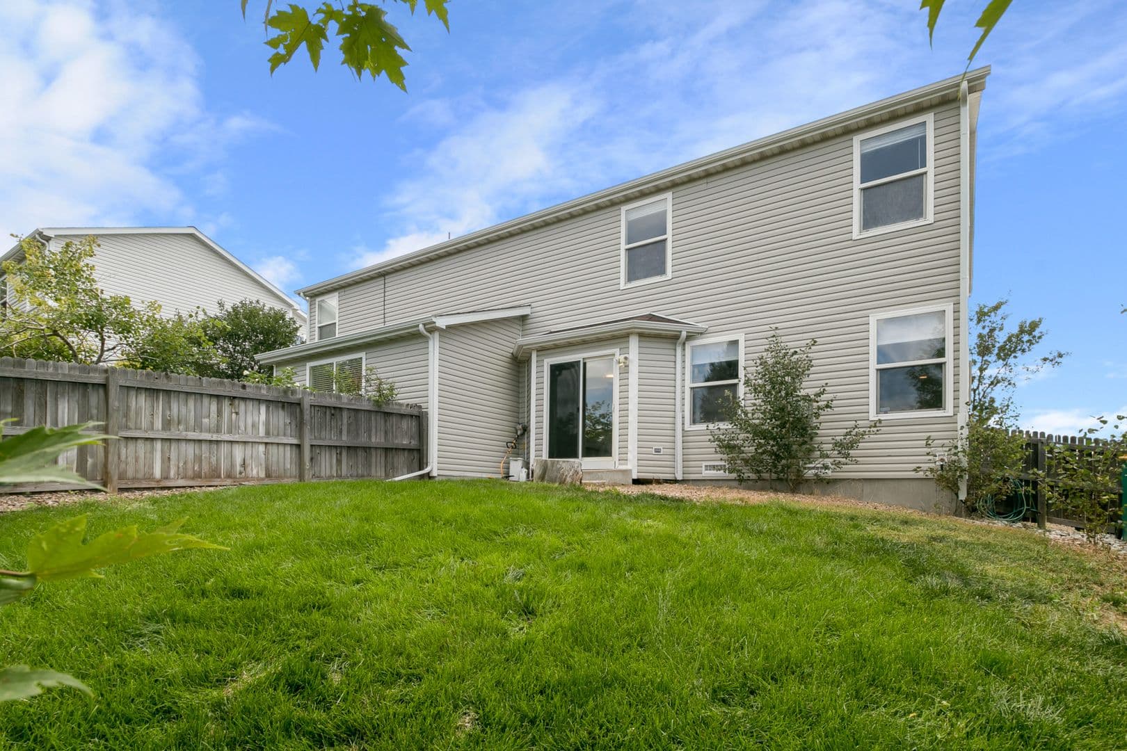 Aurora Townhome: 22196 E Berry Pl