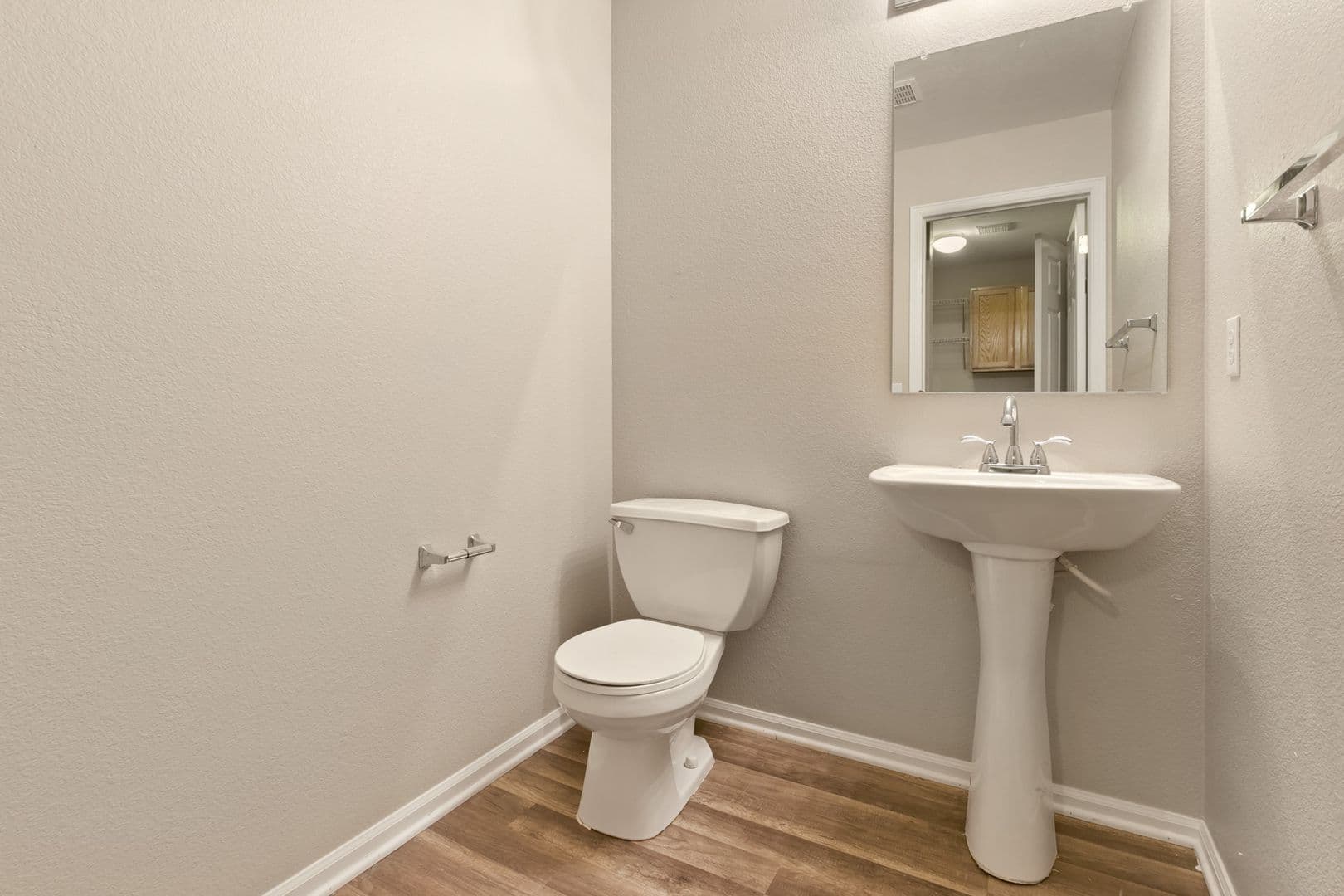 Aurora Townhome: 22196 E Berry Pl