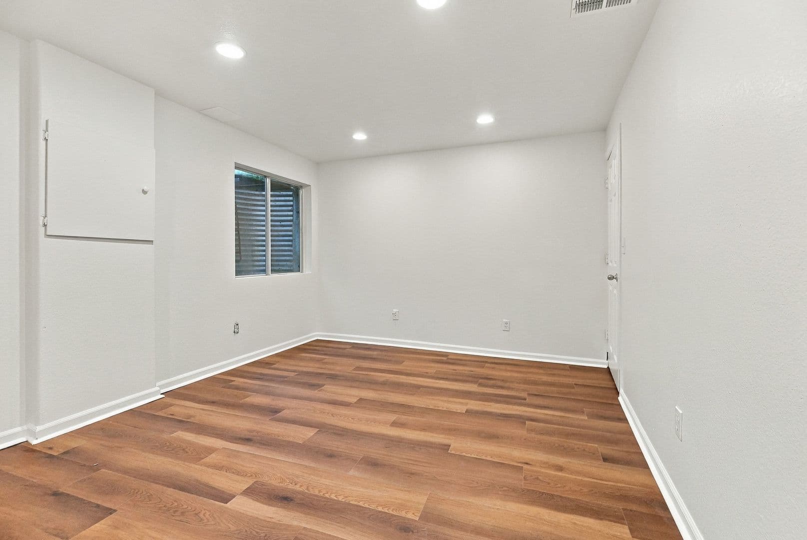 Brighton House: 6684 Monaco Dr