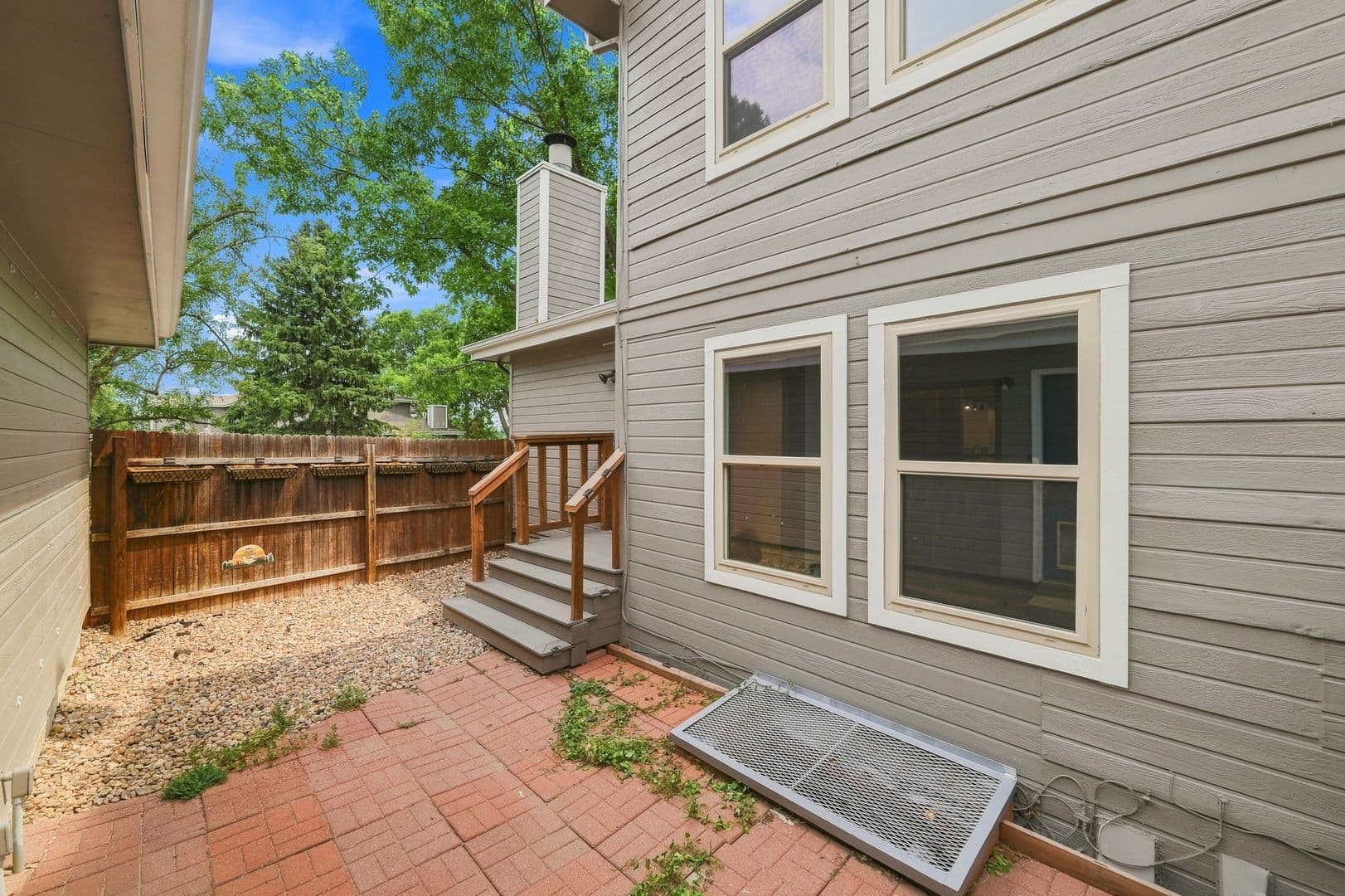 Lakewood Townhome: 625 S Depew St #2