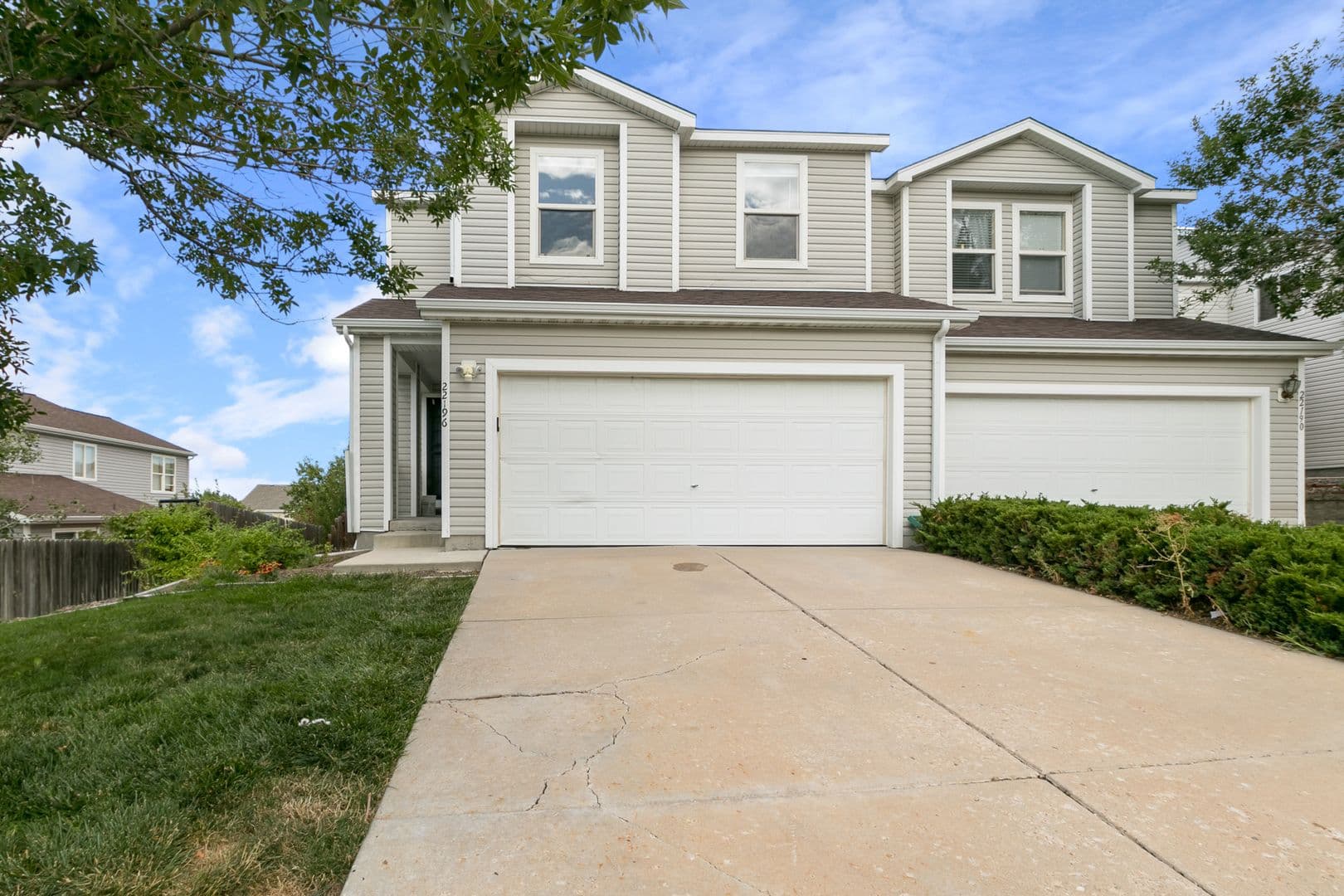 Aurora Townhome: 22196 E Berry Pl