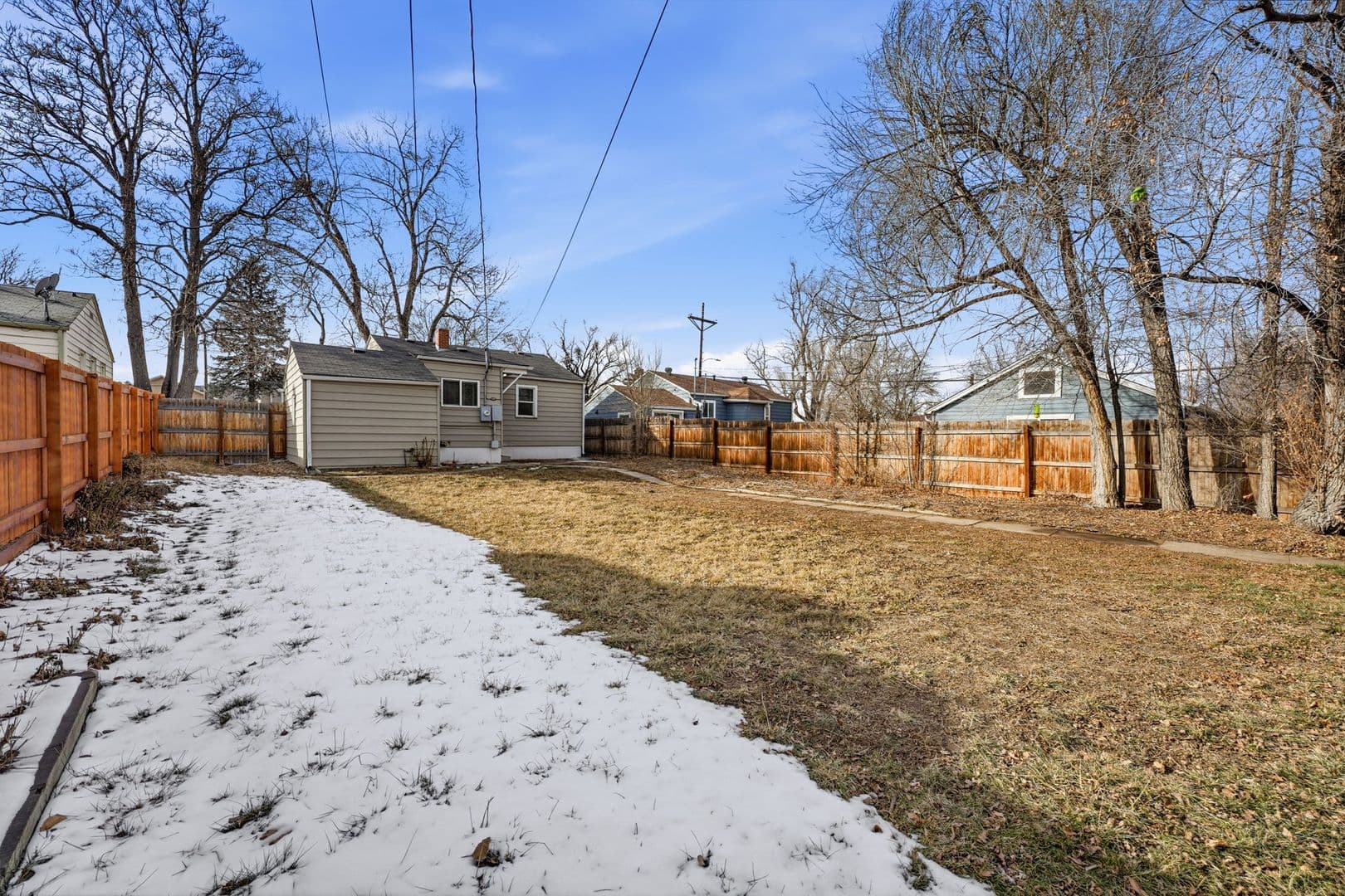 Englewood House: 4310 S Sherman St