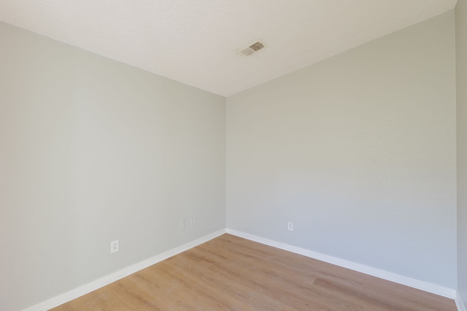 Aurora Condo: 932 S Dearborn Way