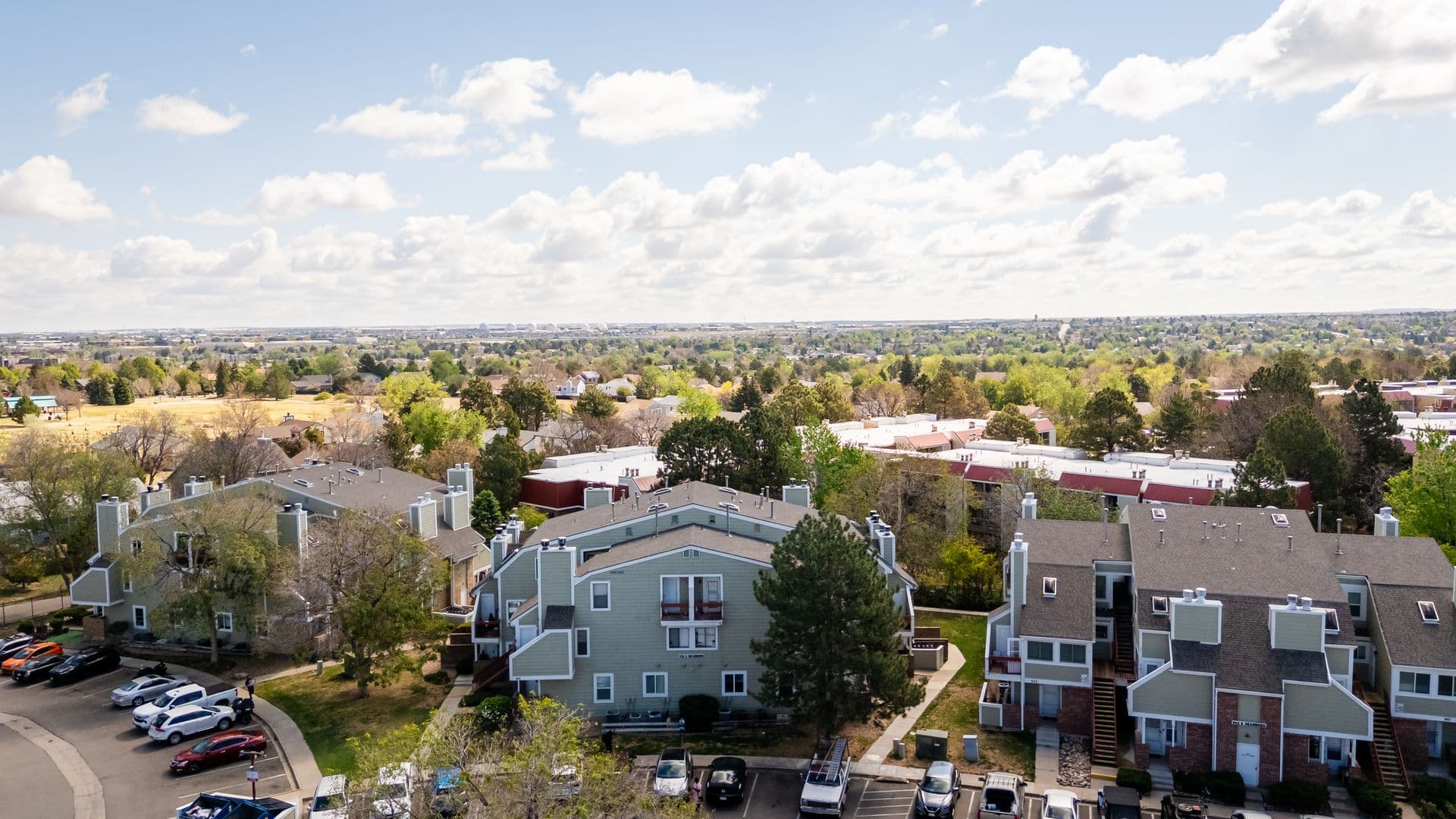 Aurora Condo: 932 S Dearborn Way