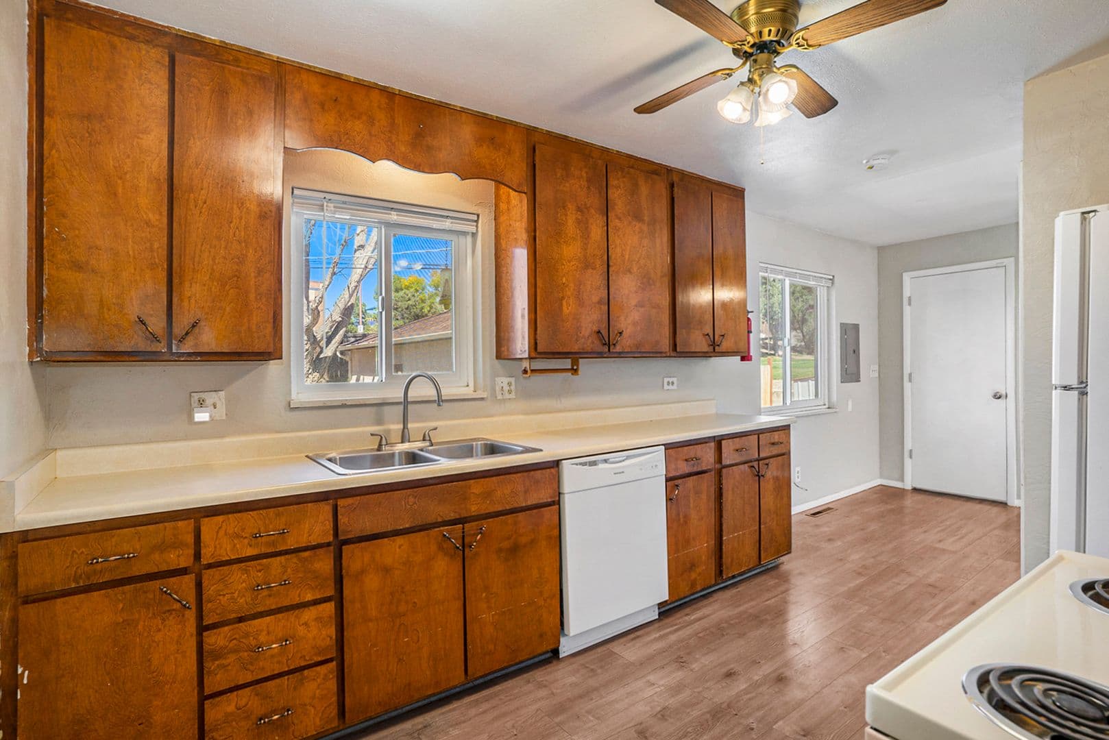 Colorado Springs House: 414 Maplewood Dr