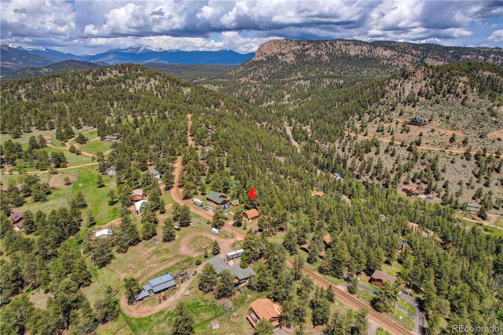Bailey House: 2027 Roland Dr