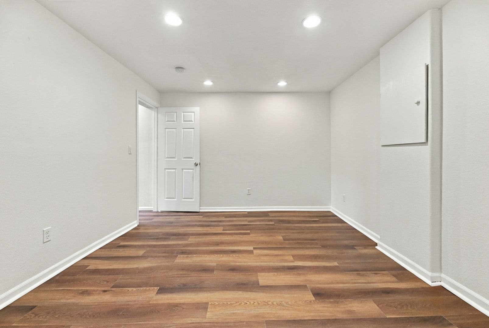 Brighton House: 6684 Monaco Dr