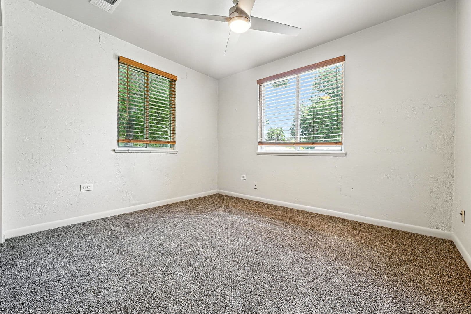 Englewood Townhome: 3369 S Emerson St