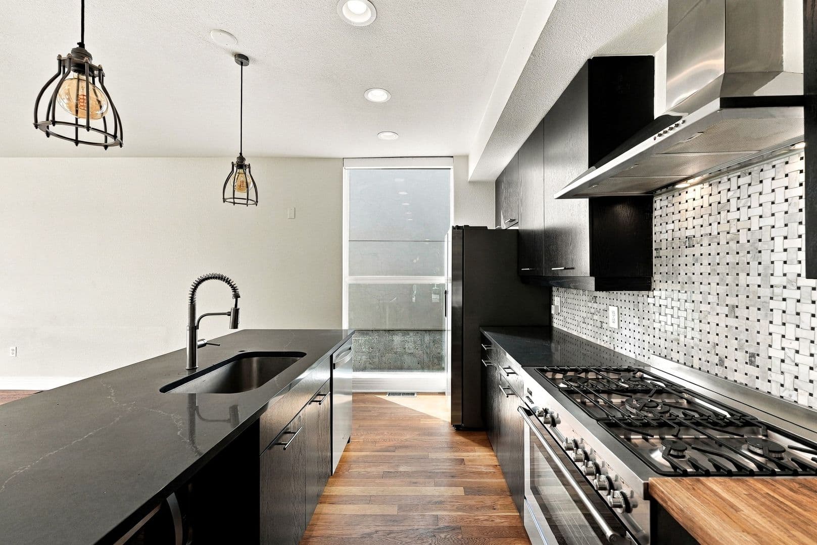Denver Townhome: 2600 W Front View Crescent Dr