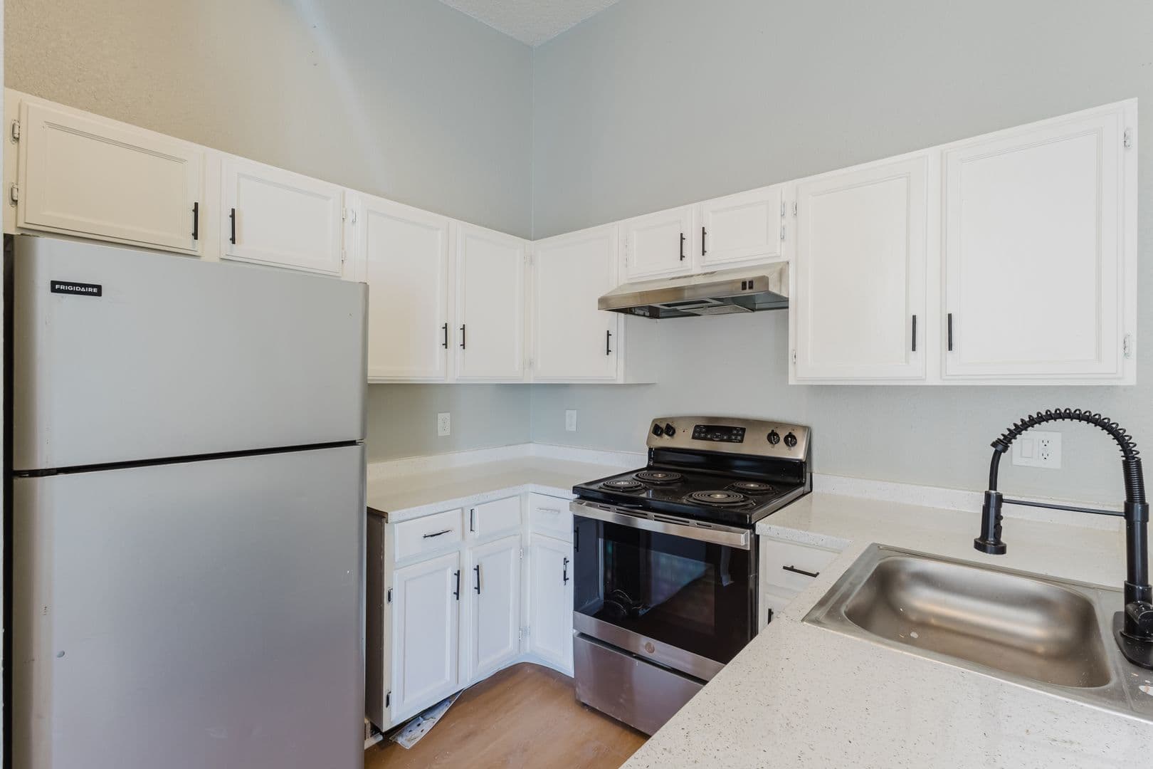 Aurora Condo: 932 S Dearborn Way