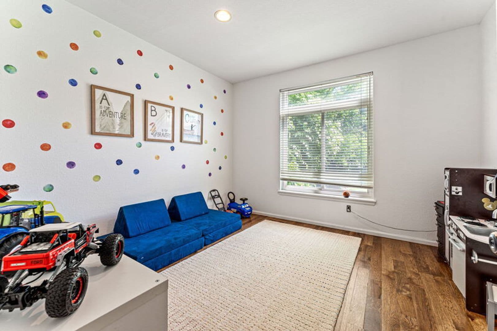 Morrison House: 4172 S Deframe Ct