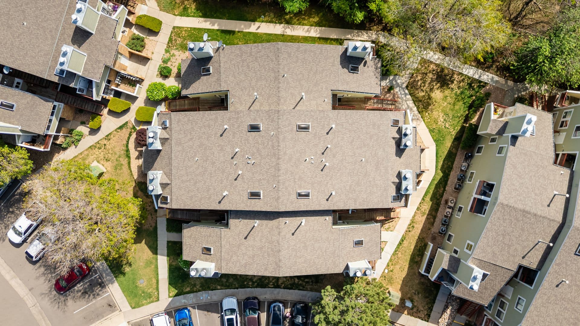 Aurora Condo: 932 S Dearborn Way