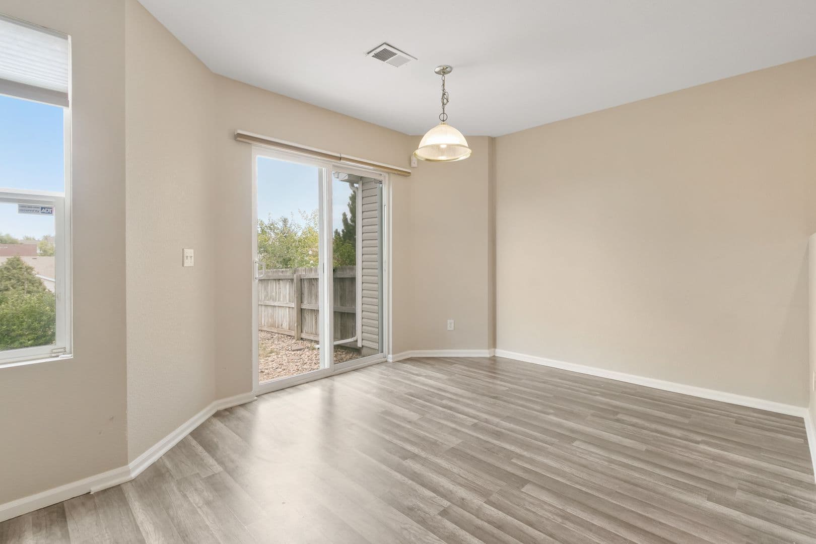 Aurora Townhome: 22196 E Berry Pl