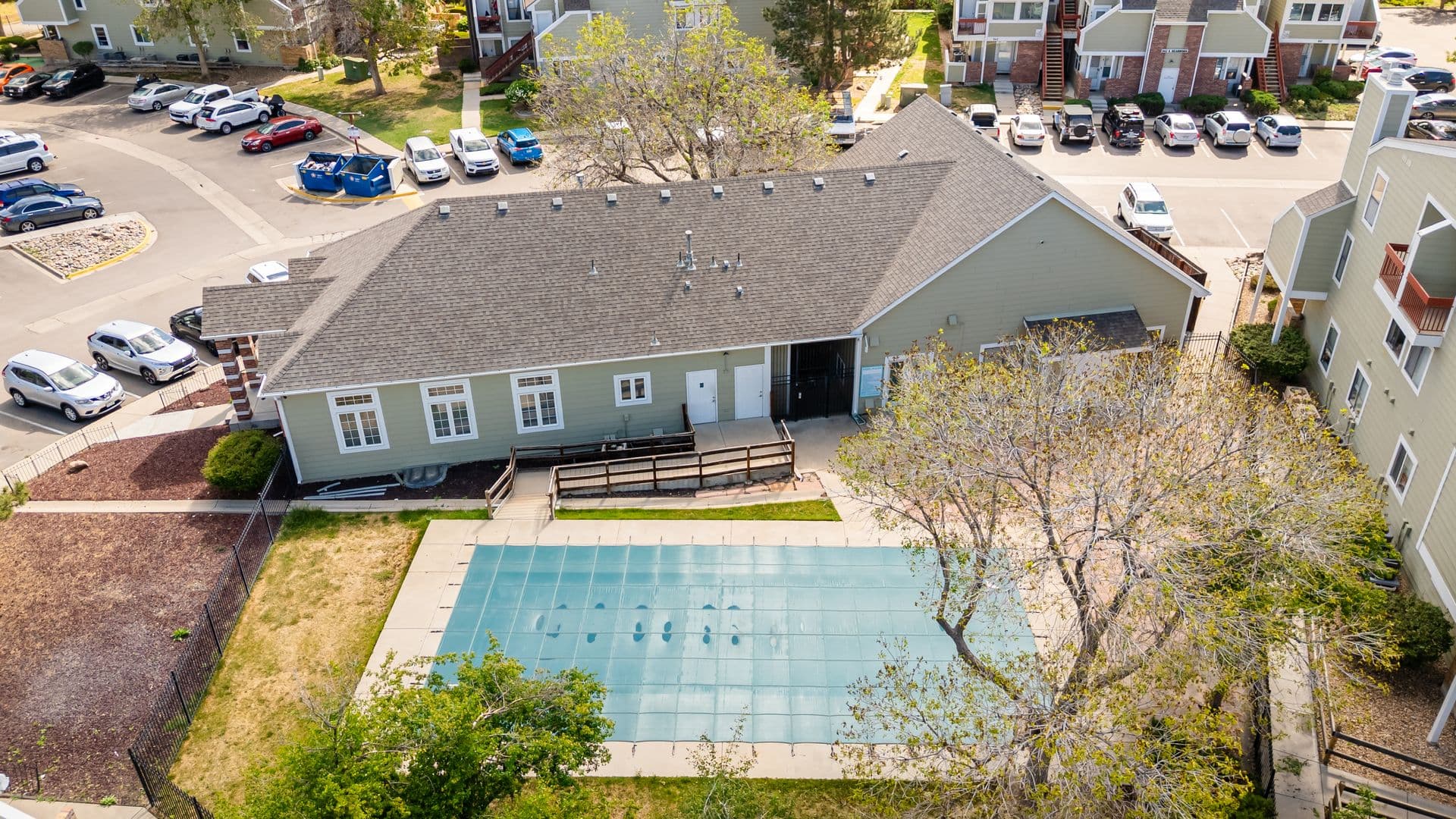 Aurora Condo: 932 S Dearborn Way