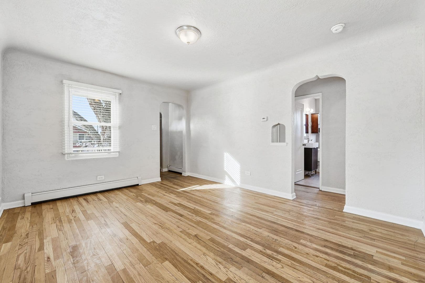 Englewood House: 4310 S Sherman St
