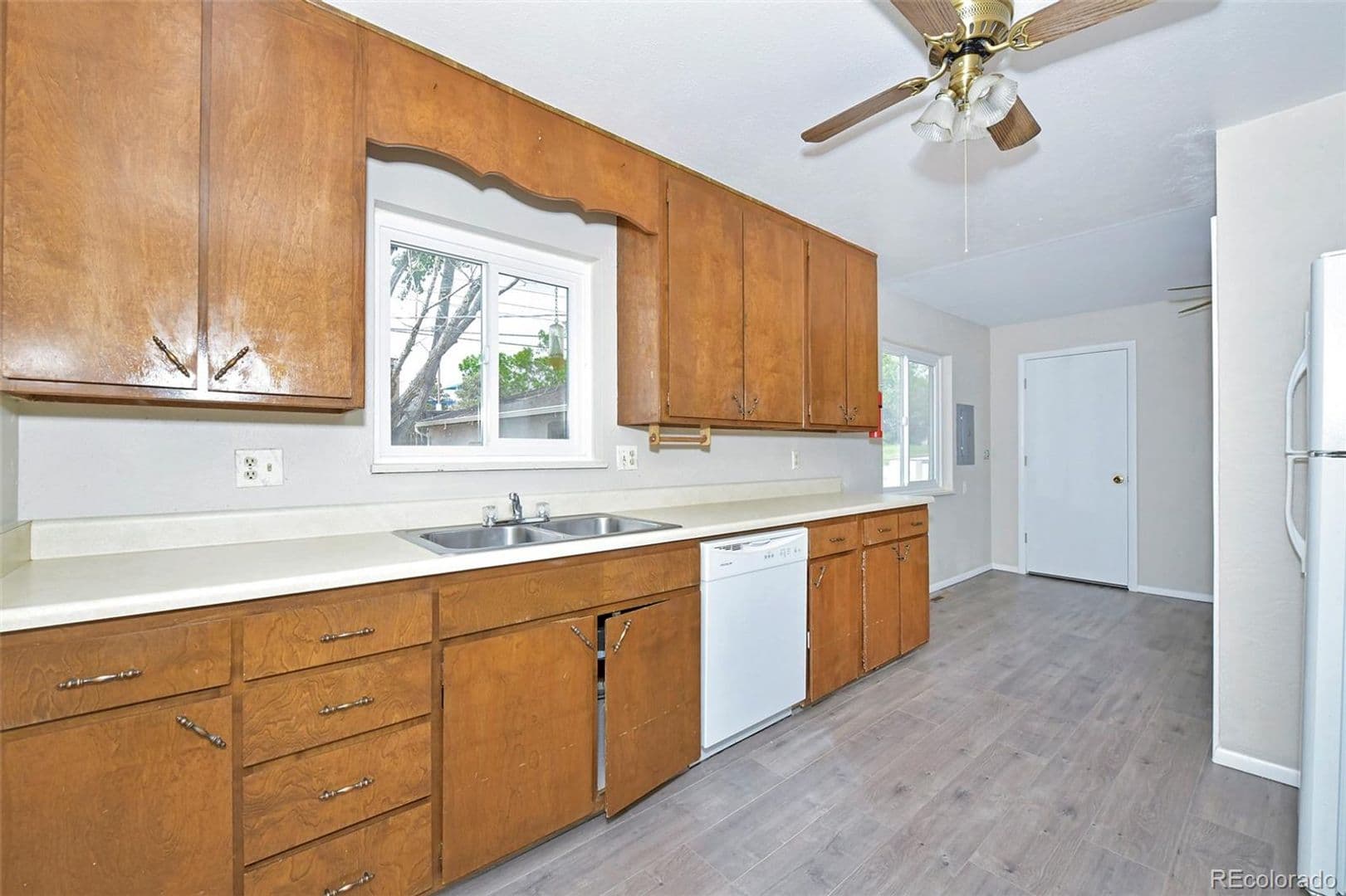 Colorado Springs House: 414 Maplewood Dr
