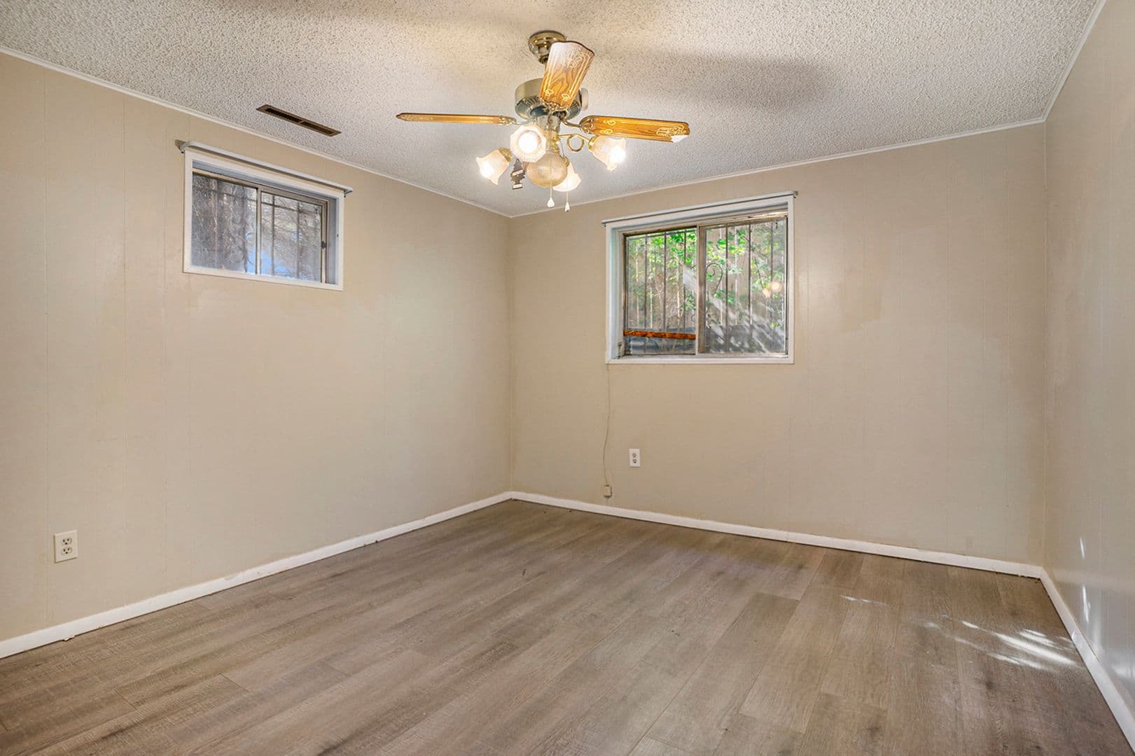 Colorado Springs House: 414 Maplewood Dr