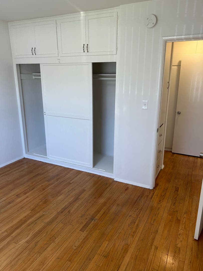 LOS ANGELES Apartment: 11401 WASHINGTON PL