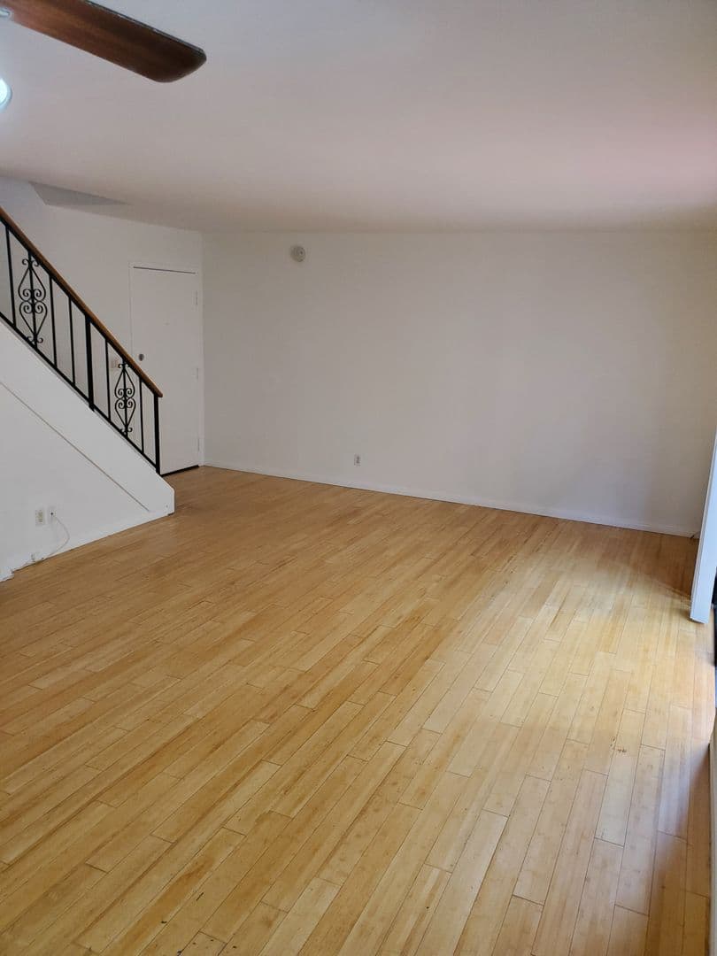 LOS ANGELES Apartment: 4031 MCLAUGHLIN AVE