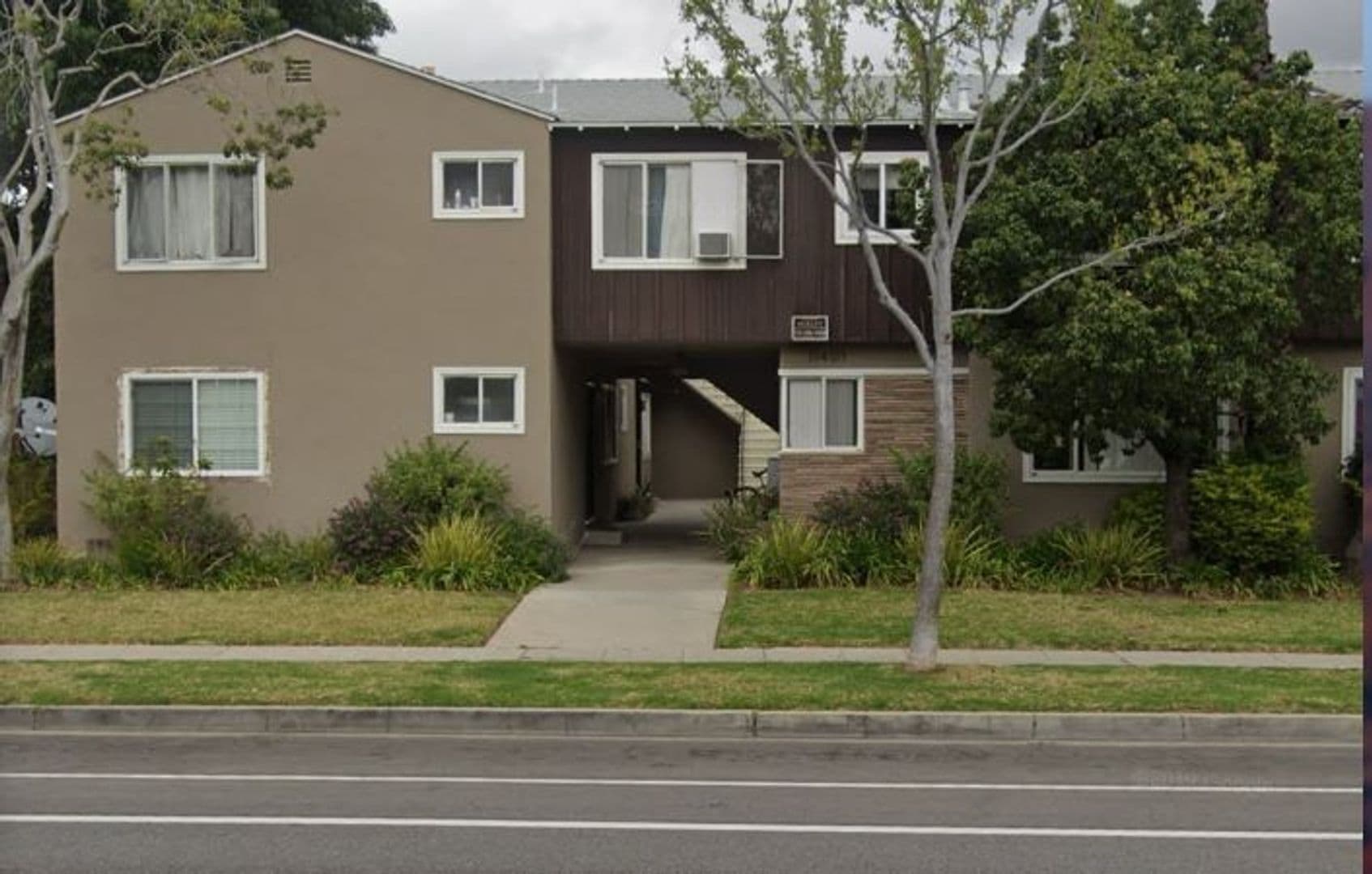 LOS ANGELES Apartment: 11401 WASHINGTON PL