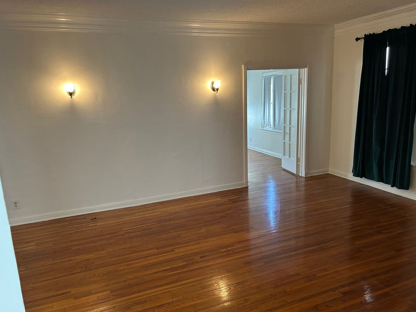 LOS ANGELES Apartment: 6446 - 50 1/2 W. OLYMPIC BLVD