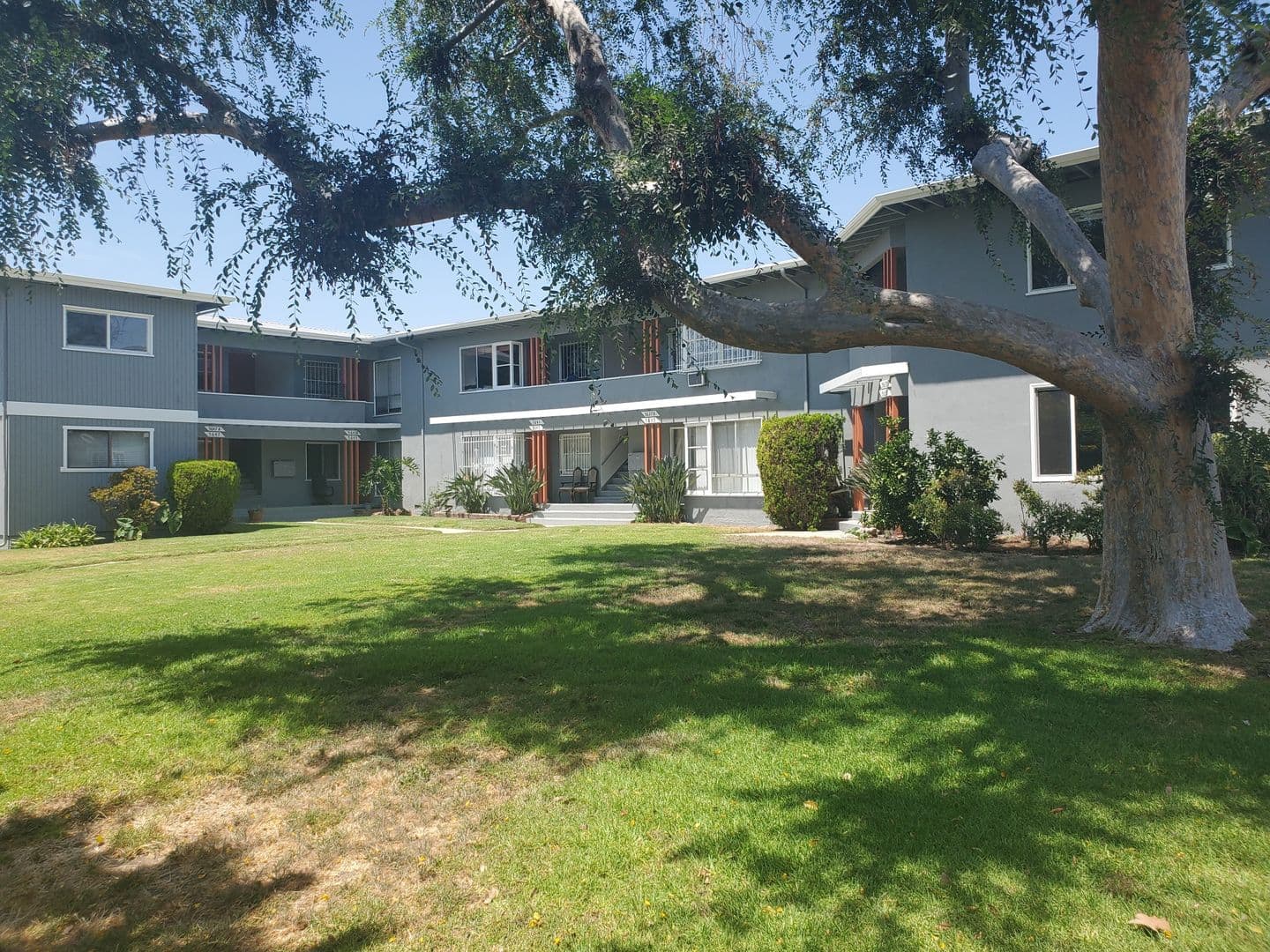 Los Angeles Condo: 5637 ½ CORBETT St