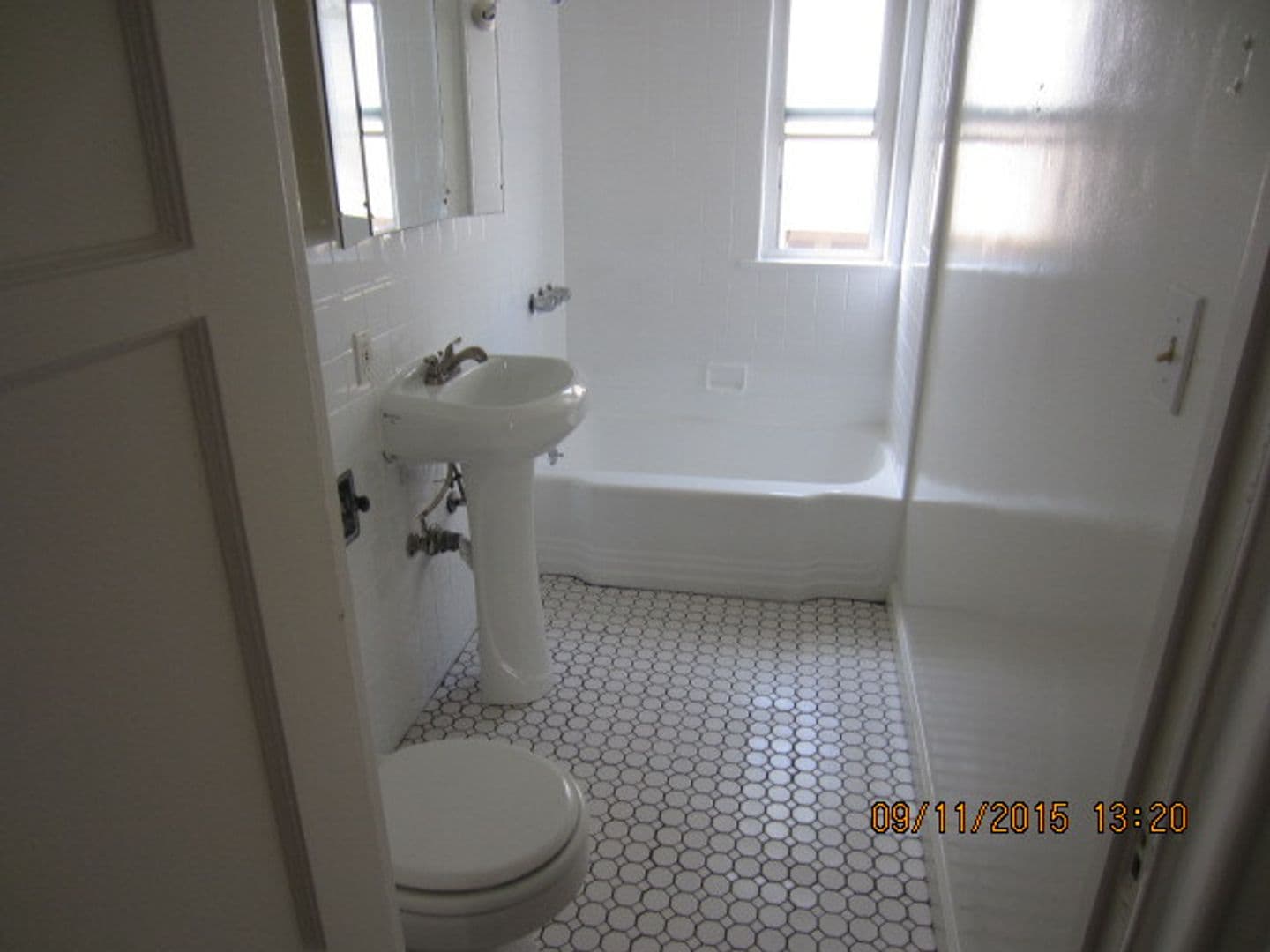 BEVERLY HILLS Apartment: 315-319 N. LA PEER DR