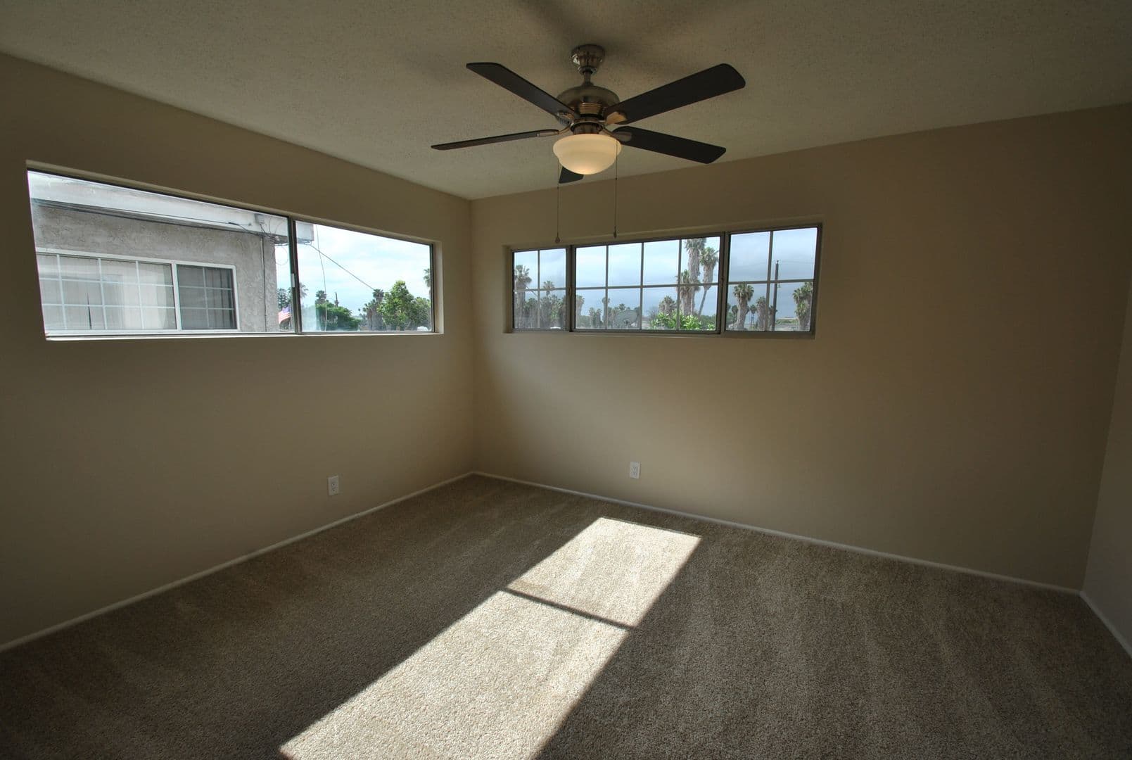 Los Alamitos Apartment: 4165 Farquhar Avenue