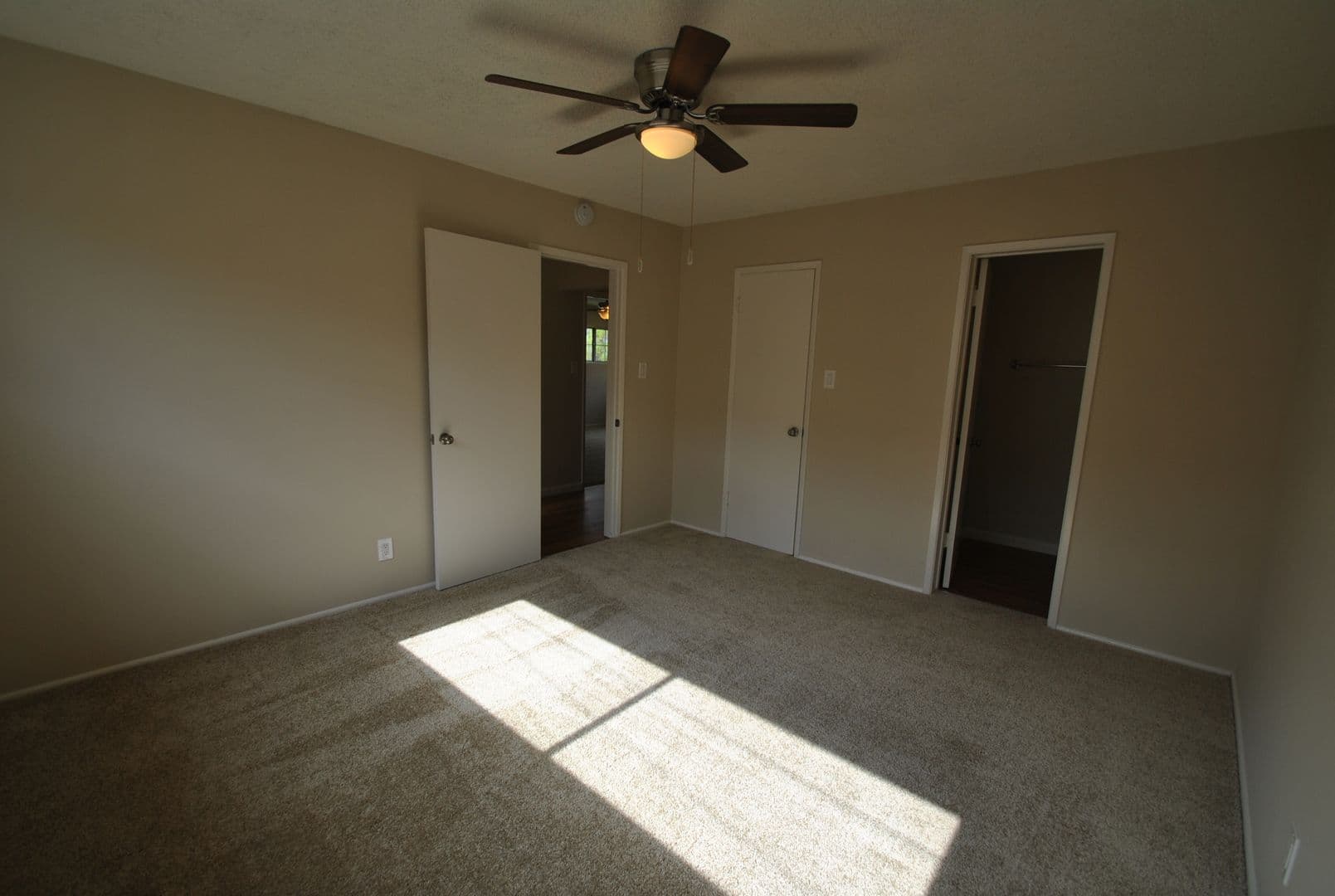 Los Alamitos Apartment: 4165 Farquhar Avenue