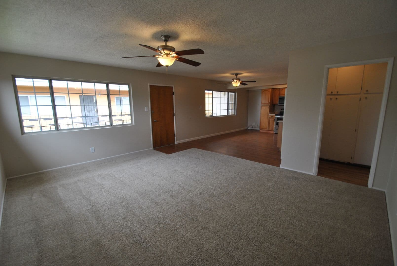 Los Alamitos Apartment: 4165 Farquhar Avenue