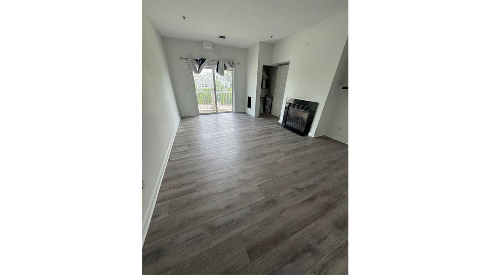 Hyannis Apartment: 185 Stevens Street