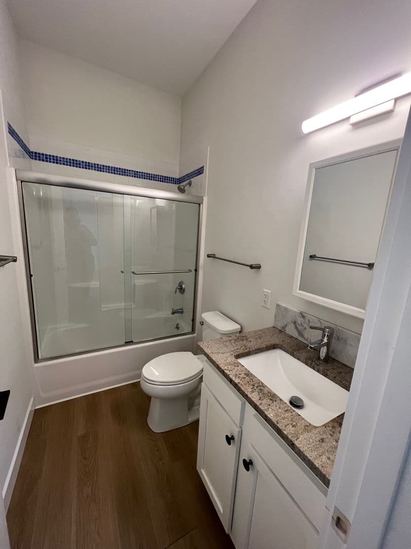 Hyannis Apartment: 319 Main Street,