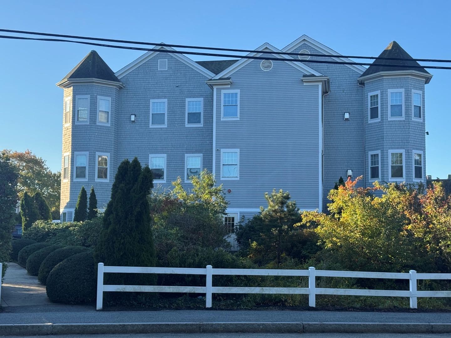 Hyannis Apartment: 185 Stevens Street