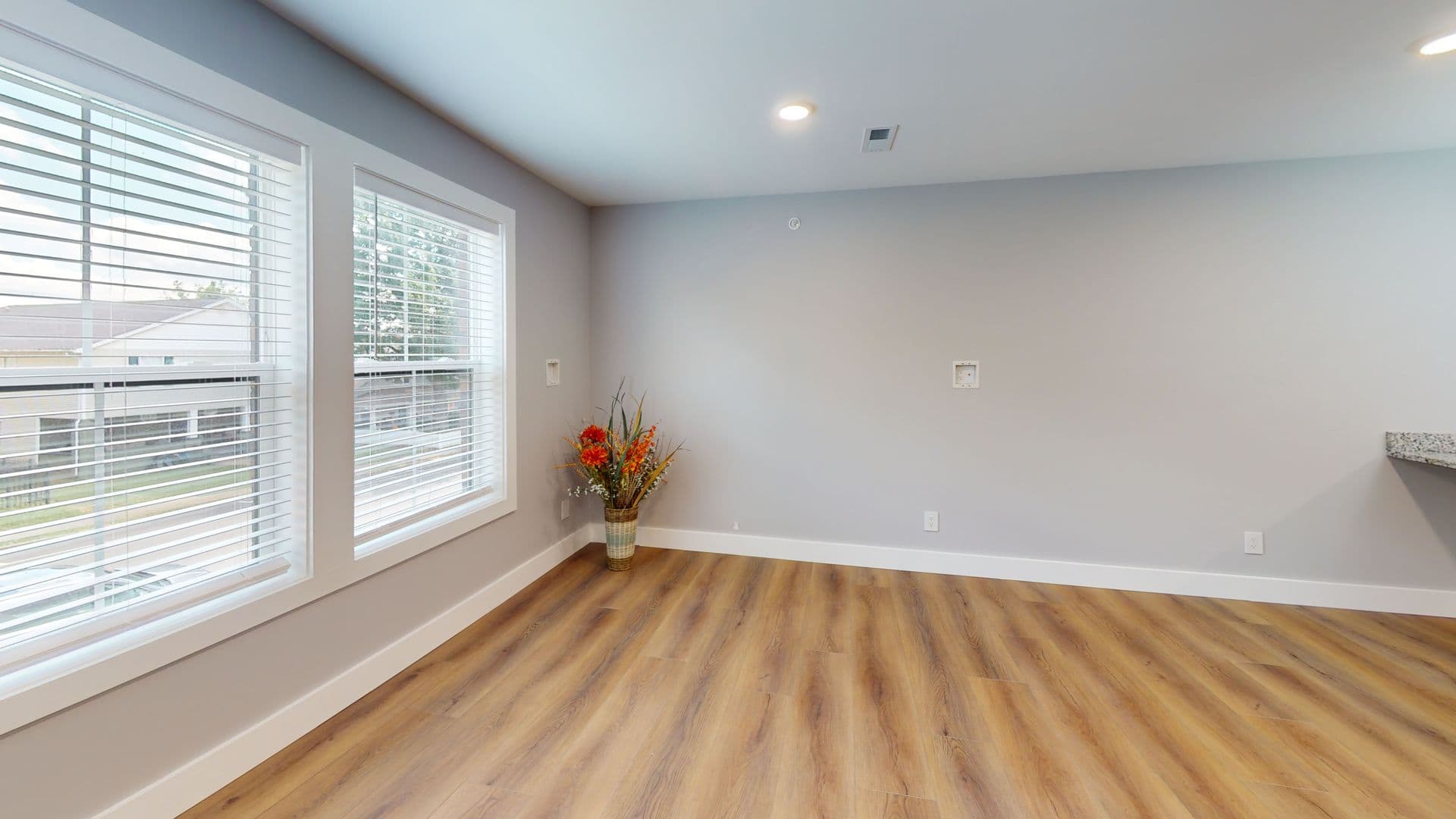 Knoxville Townhome: 2209 Highland Ave