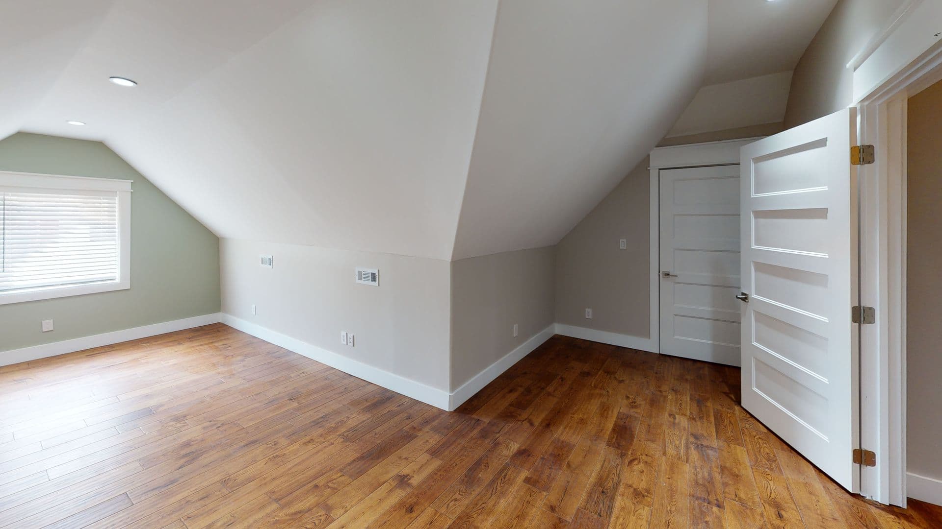 Knoxville Townhome: 211 16th St