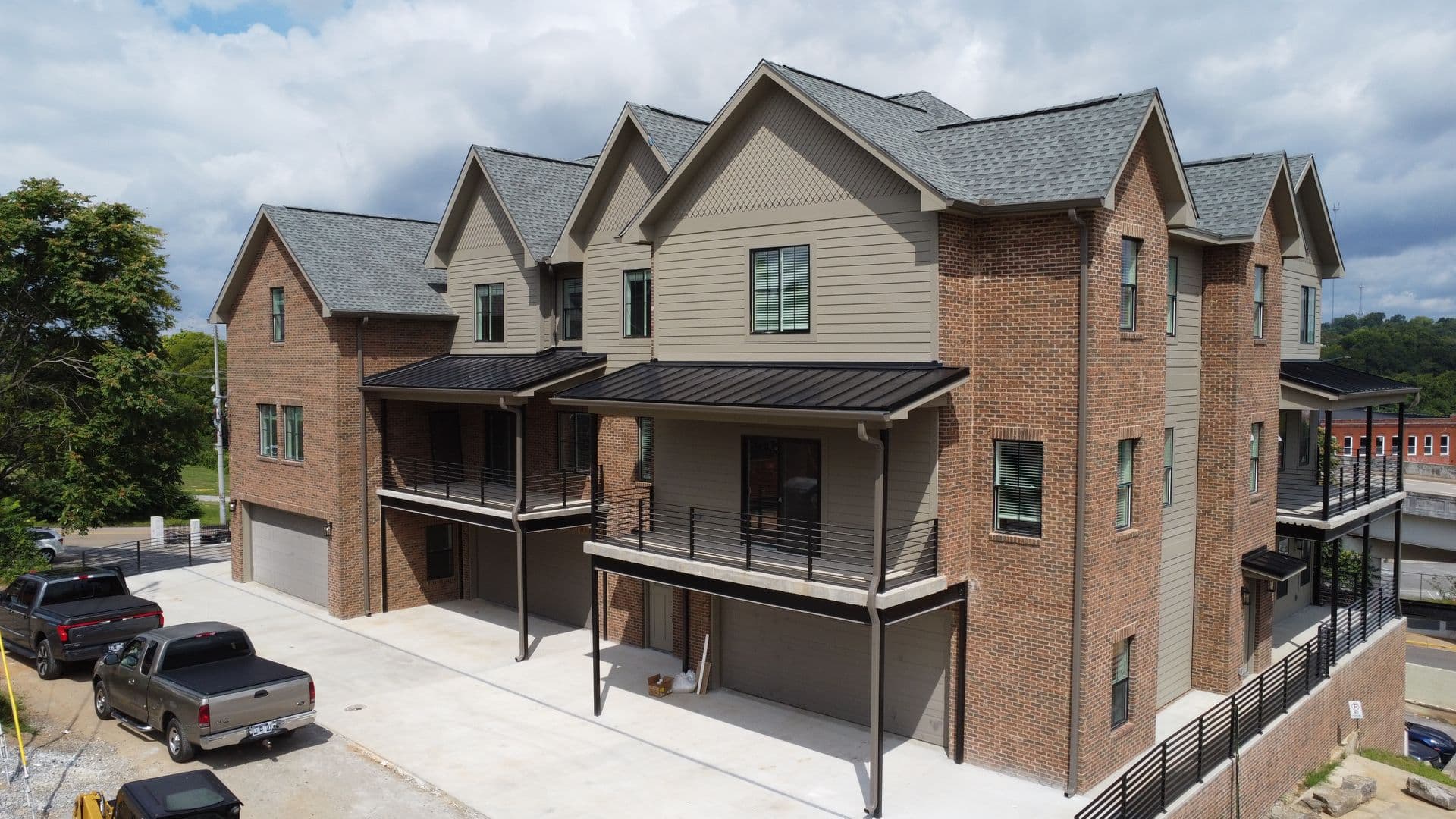 Knoxville Townhome: 1209 Hedge Ave