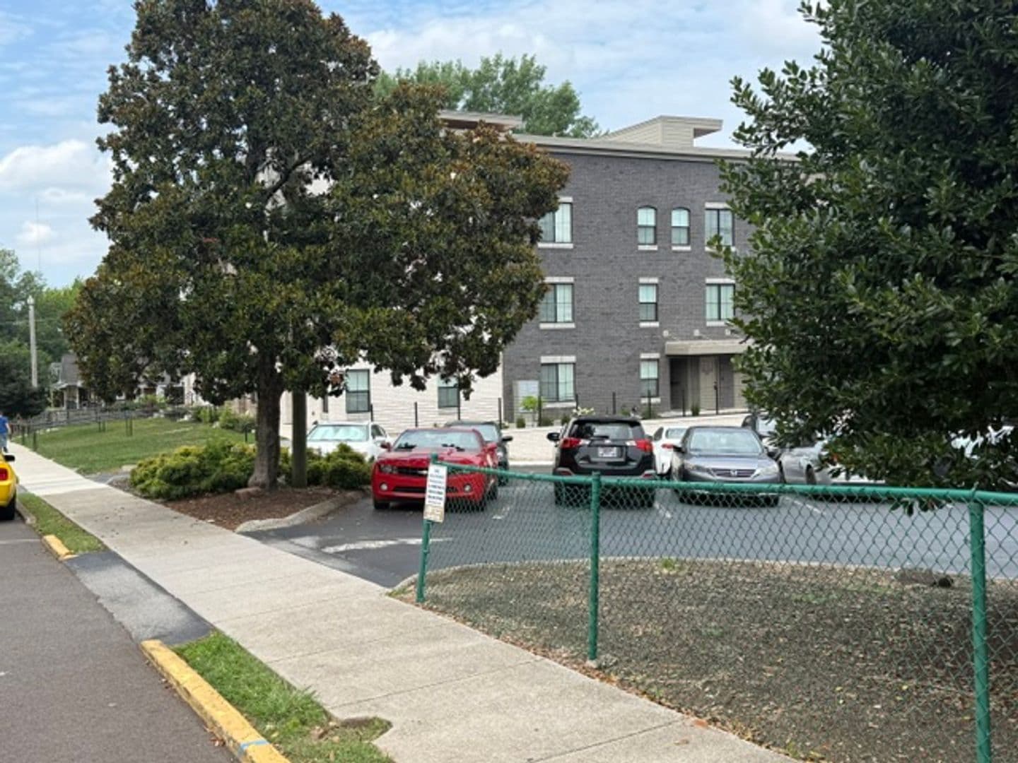 Knoxville Townhome: 2209 Highland Ave