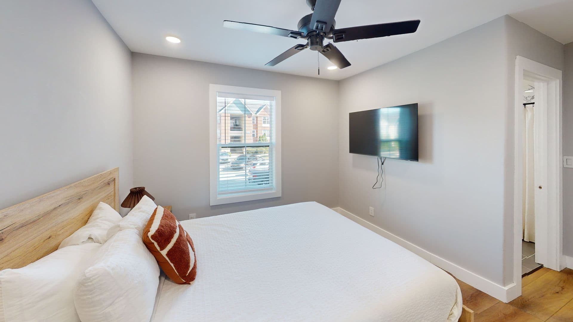 Knoxville Townhome: 2209 Highland Ave