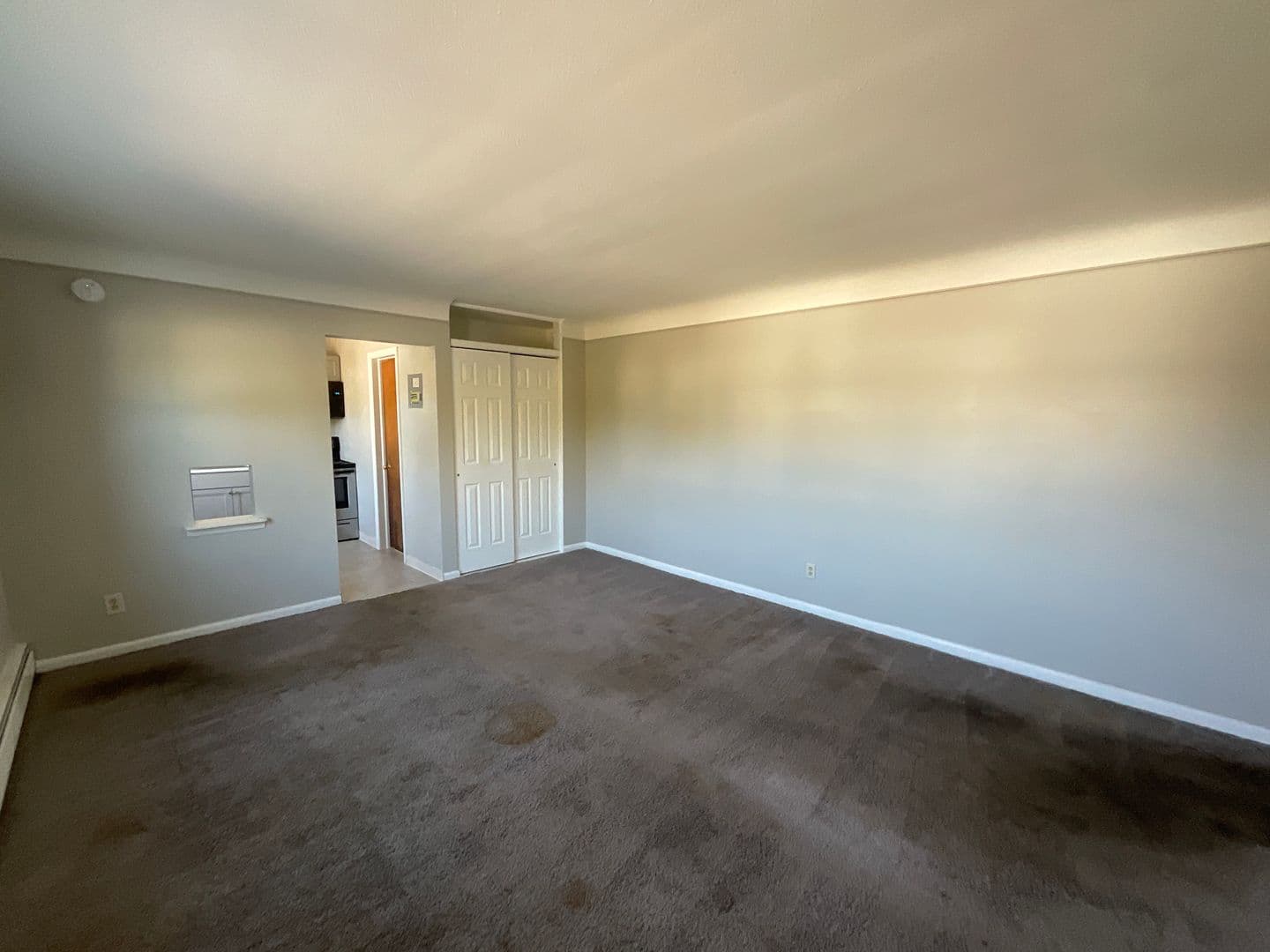 Brooklyn Apartment: 4339 Ridge Road
