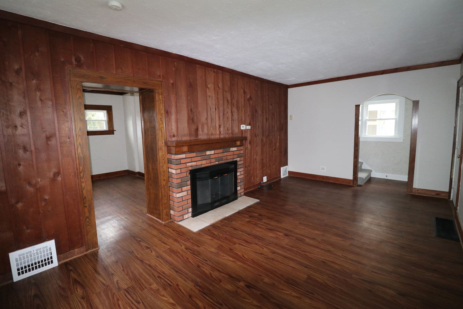 Cleveland House: 4287 Rocky River Drive