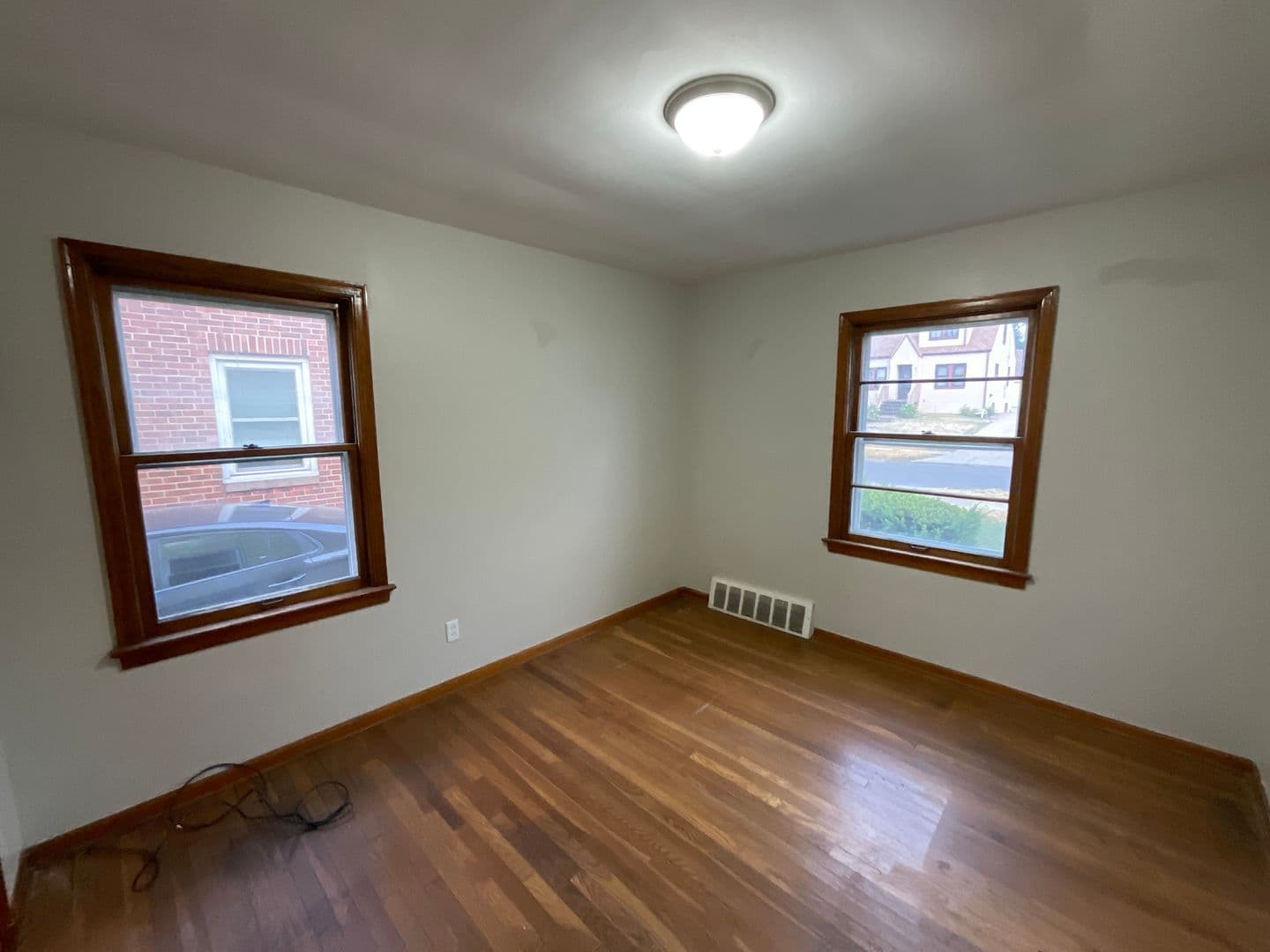 Garfield Heights House: 11013 Lincoln Avenue