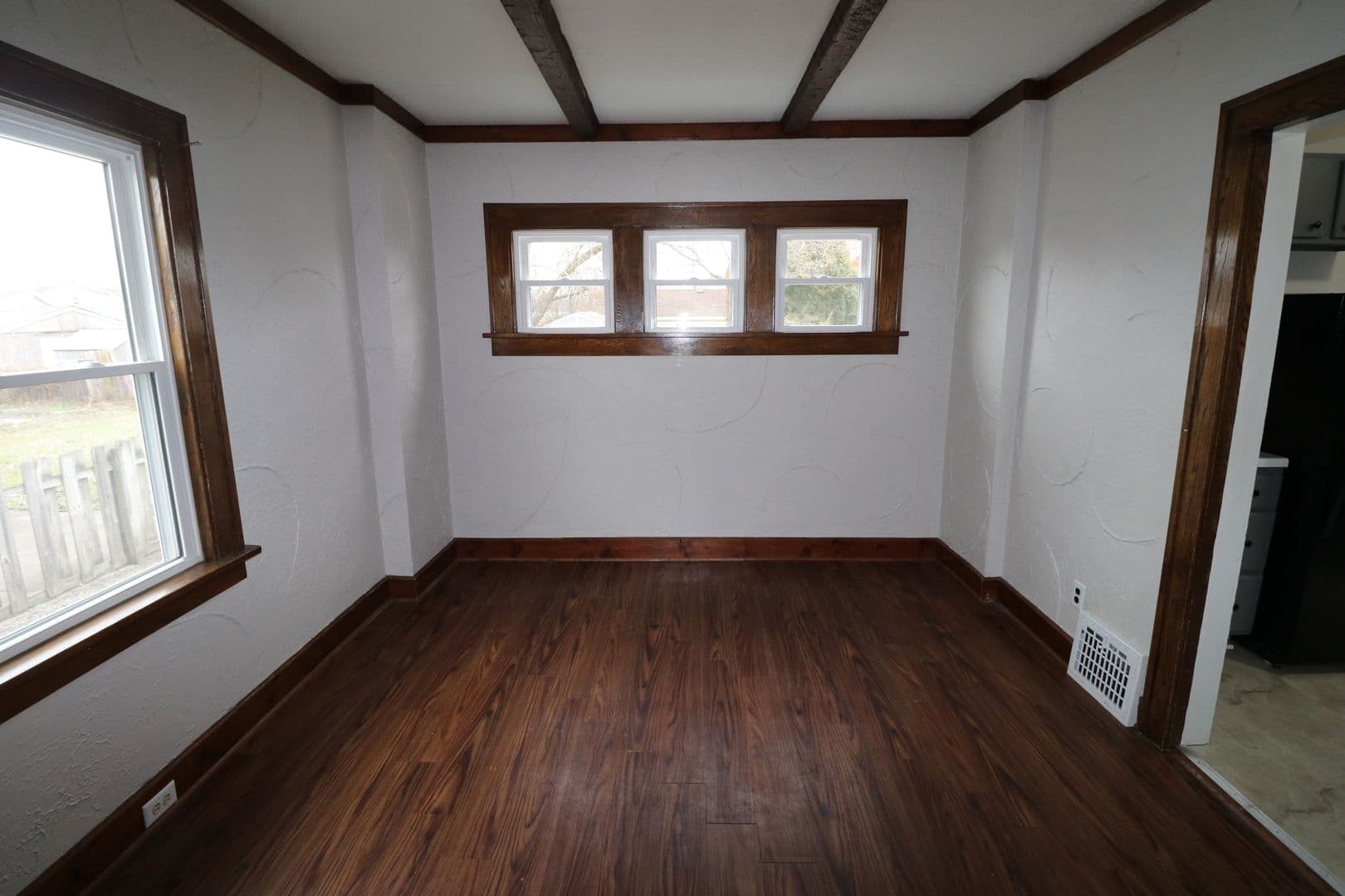 Cleveland House: 4287 Rocky River Drive