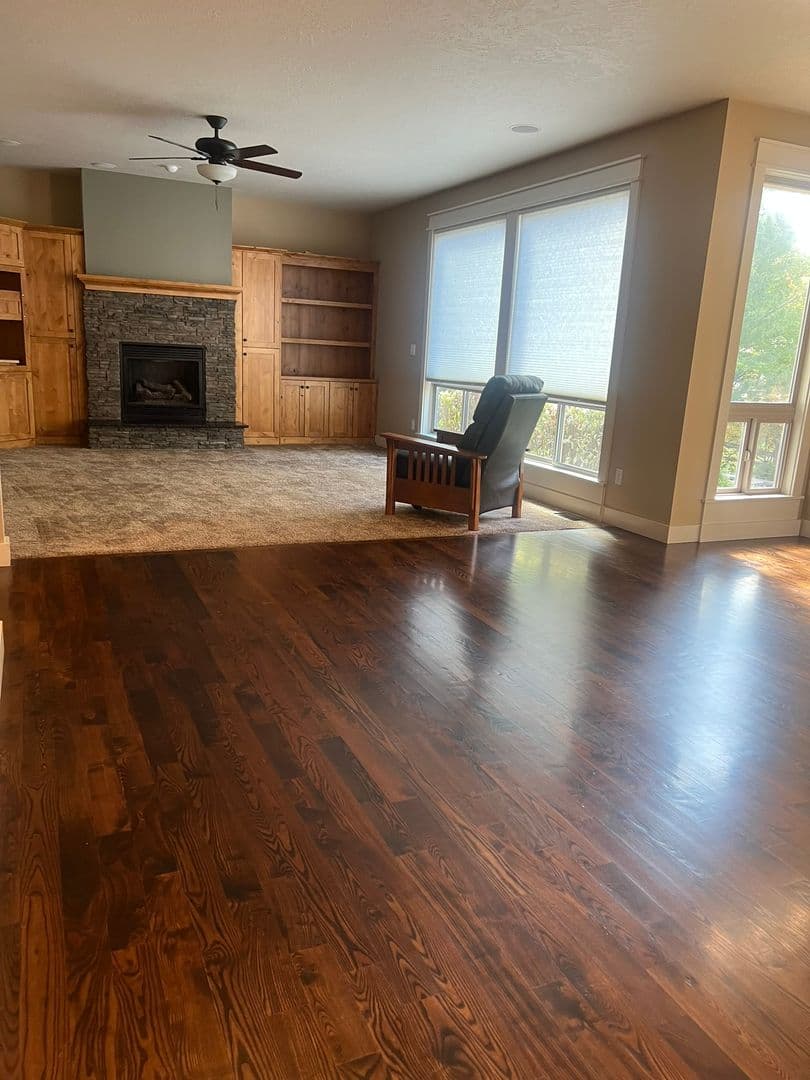 Meridian House: 475 S. Thornwood way