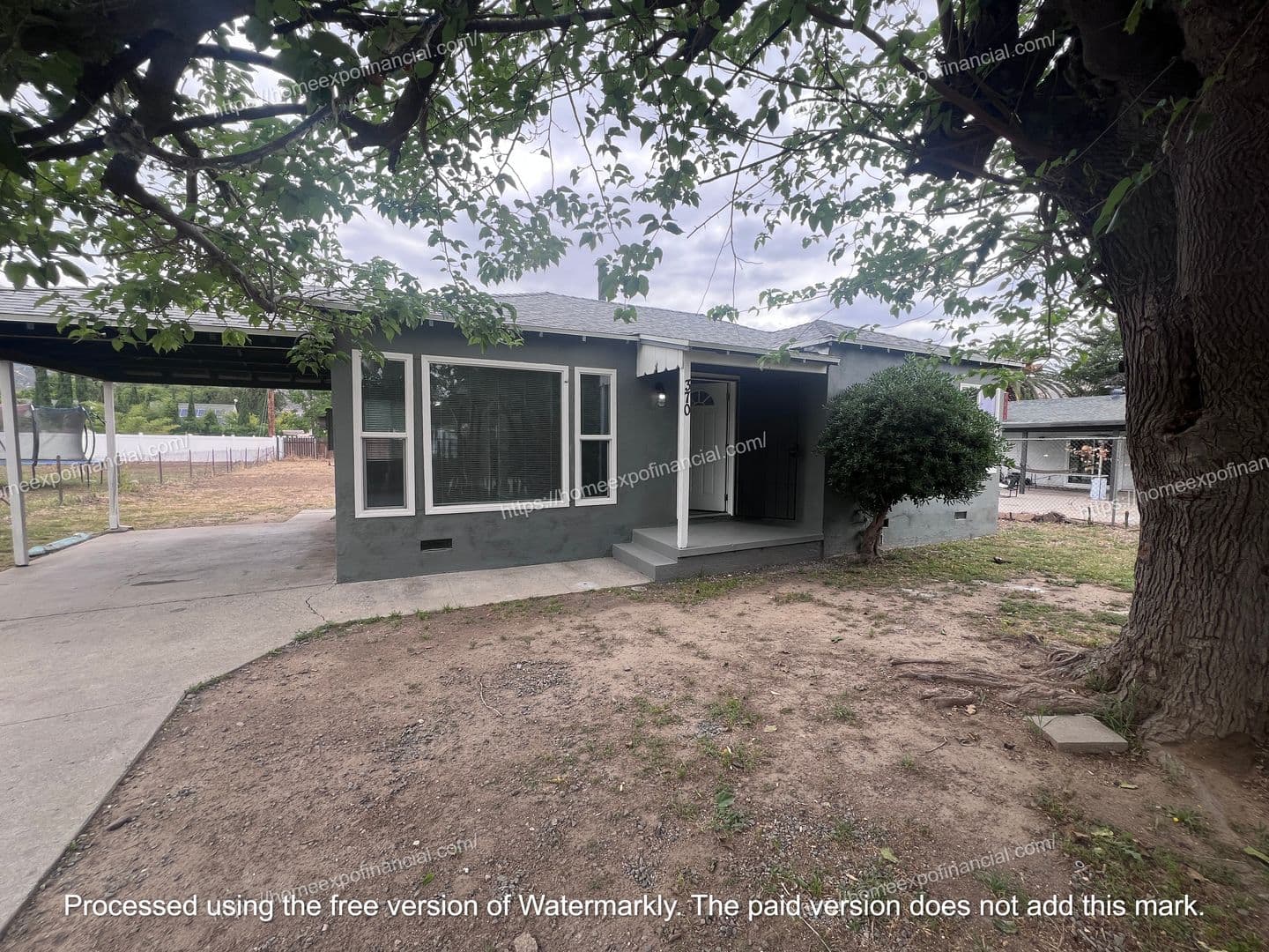 San Bernardino House: 370 W 44th St.
