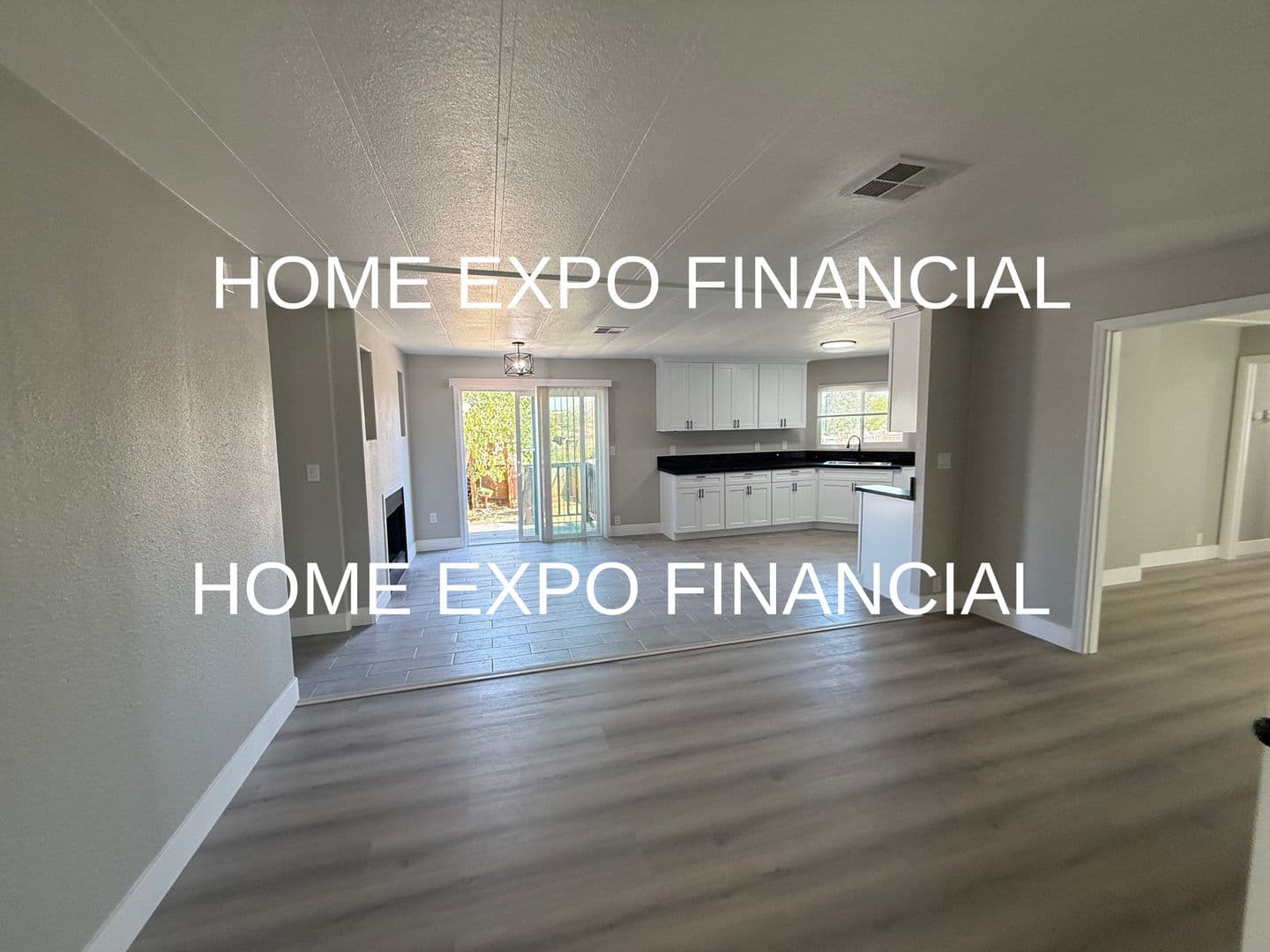 Perris House: 21660 Oak St.