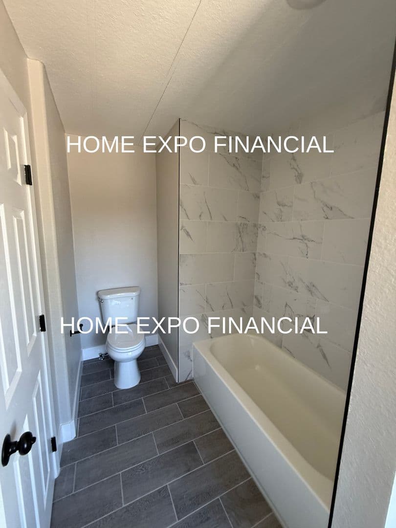 Perris House: 21660 Oak St.